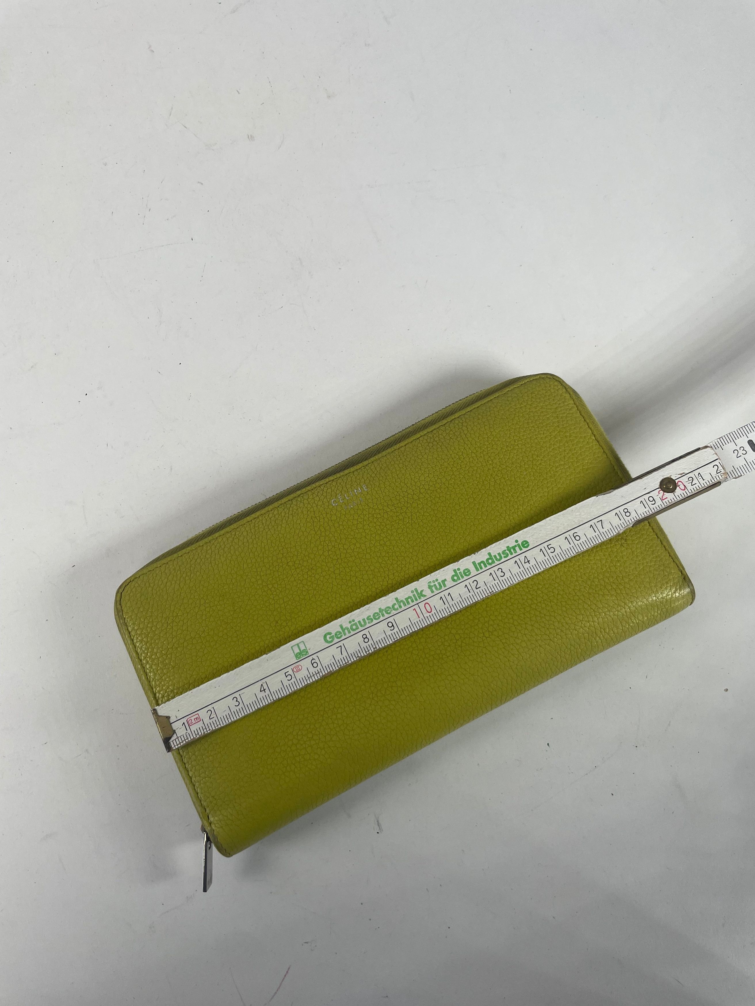 Celine Vintage Paris Zuppy Leather Wallet Neon Green Size ONE SIZE - 11 Thumbnail