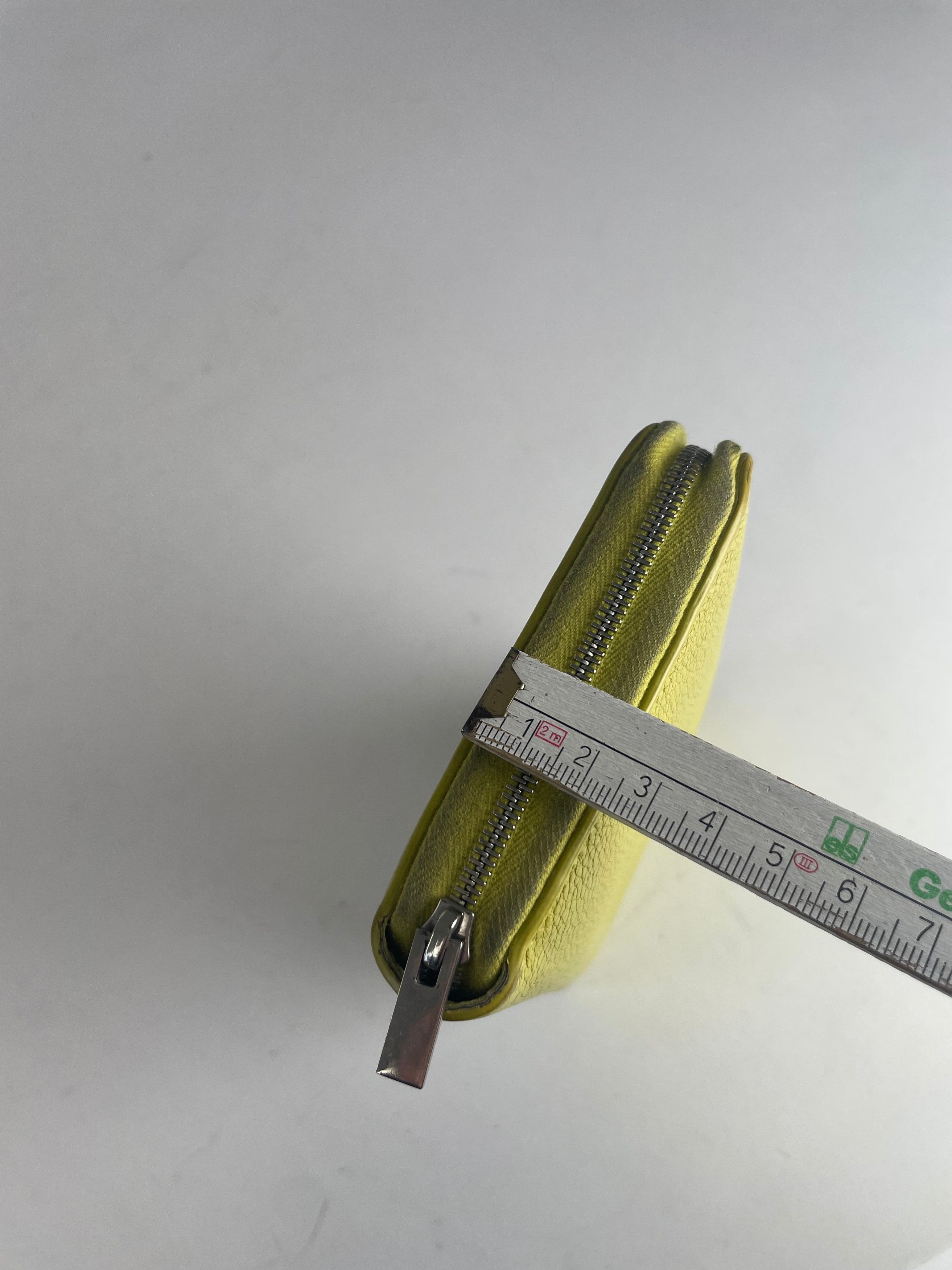 Celine Vintage Paris Zuppy Leather Wallet Neon Green Size ONE SIZE - 9 Thumbnail