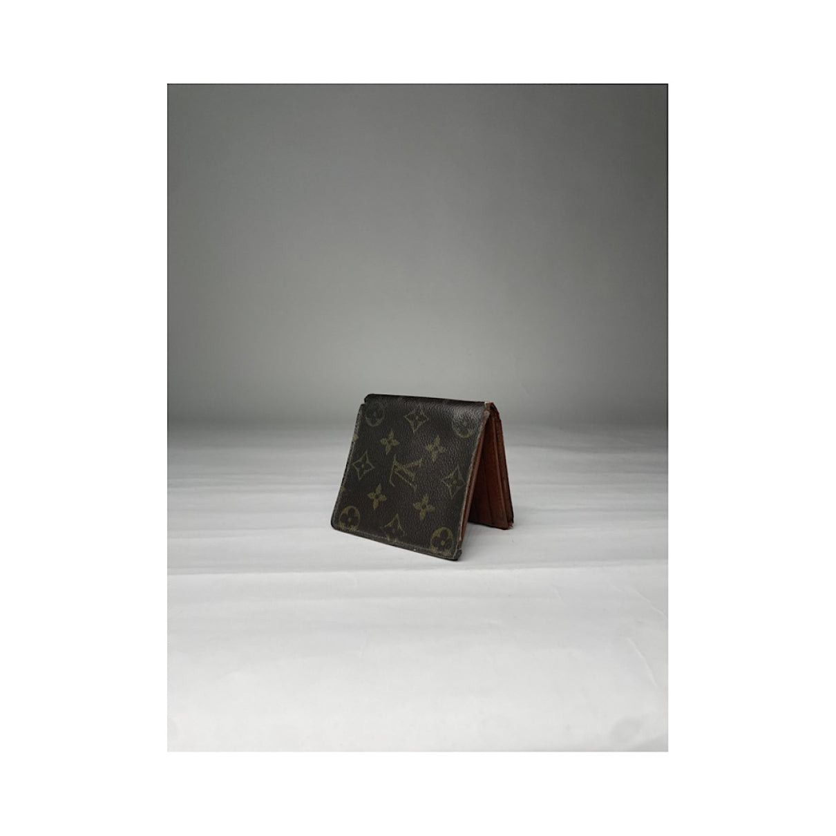 Louis Vuitton Brown Leather Purse Size ONE SIZE - 2 Thumbnail