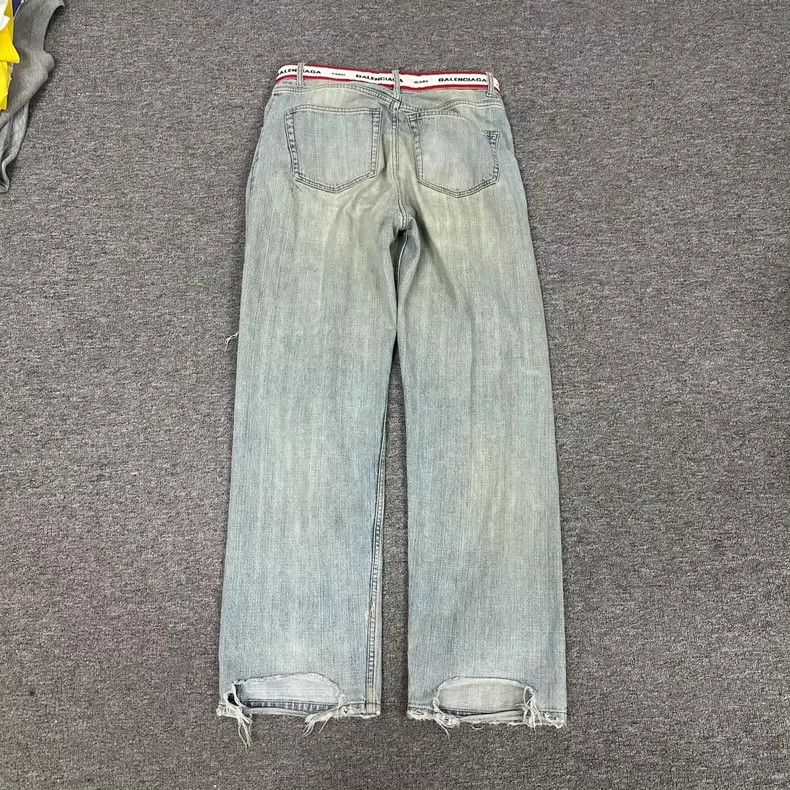 Balenciaga Balenciaga Logo Distressed Denim Jeans - dmc Size US 30 / EU 46 - 2 Thumbnail