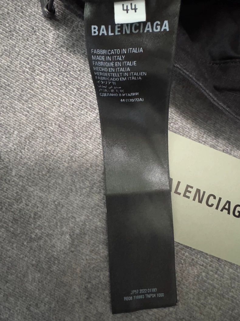 Balenciaga Balenciaga Cargo Shorts - dmc Size US 28 / EU 44 - 4 Thumbnail