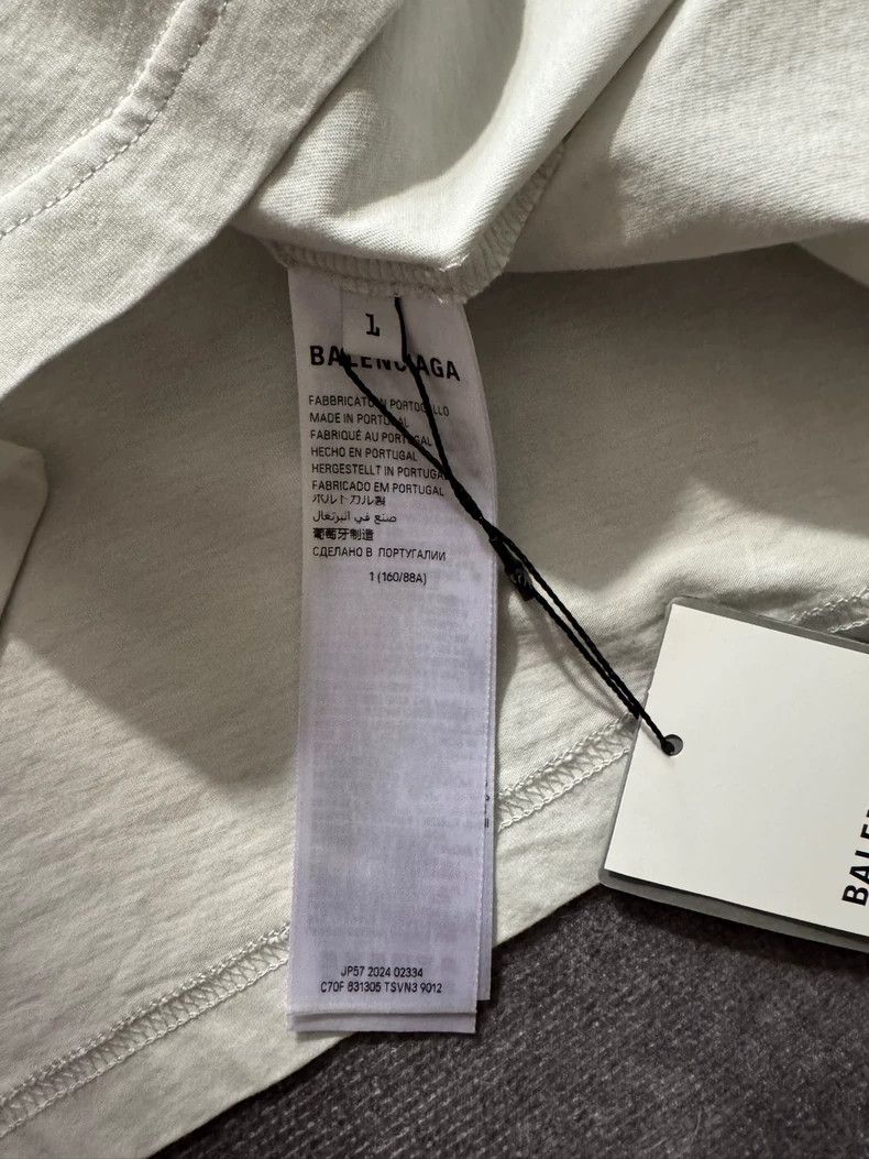 Balenciaga Balenciaga Basketball Sneaker Logo T-shirt - dmc Size US M / EU 48-50 / 2 - 4 Thumbnail