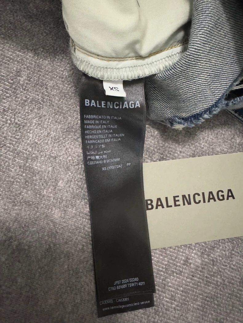 Balenciaga Balenciaga Distressed Denim Shorts - dmc Size US 28 / EU 44 - 4 Thumbnail