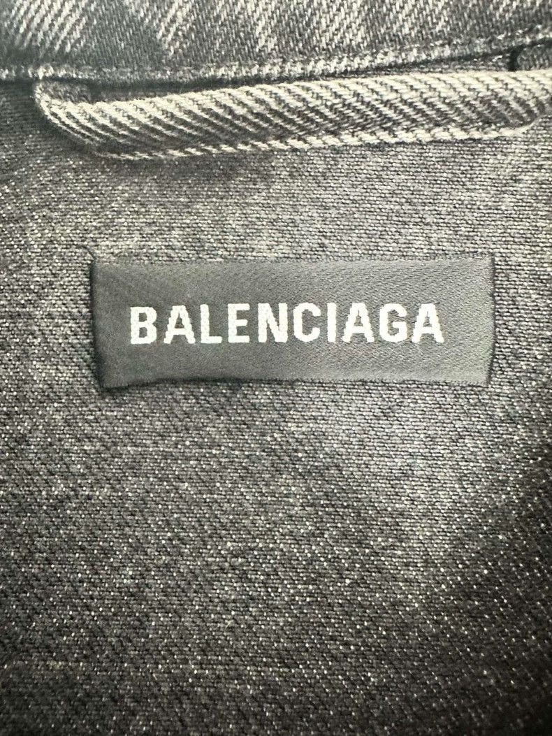 Balenciaga Balenciaga Graffiti Denim Jacket - dmc Size US M / EU 48-50 / 2 - 3 Thumbnail