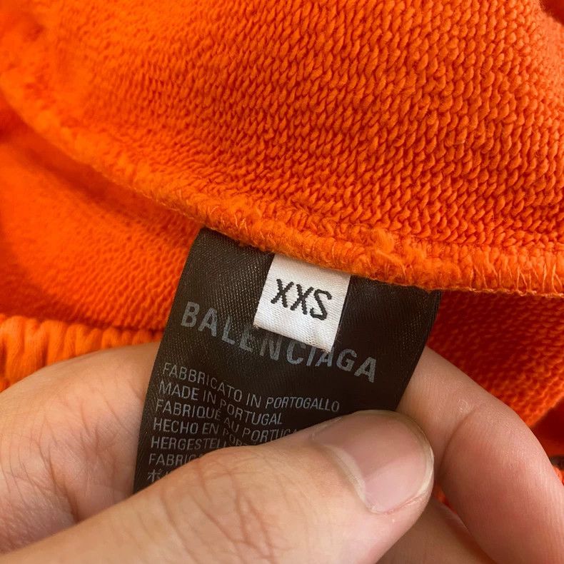Balenciaga Balenciaga Solid Logo Straight Casual Shorts - dmc Size US 26 / EU 42 - 4 Thumbnail