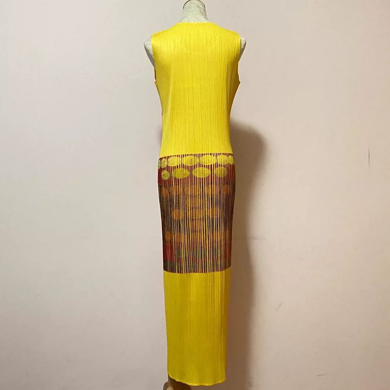 Issey Miyake Issey Miyake Pleats Please Sleeveless Dress - dmc Size US 30 / EU 46 - 2 Thumbnail