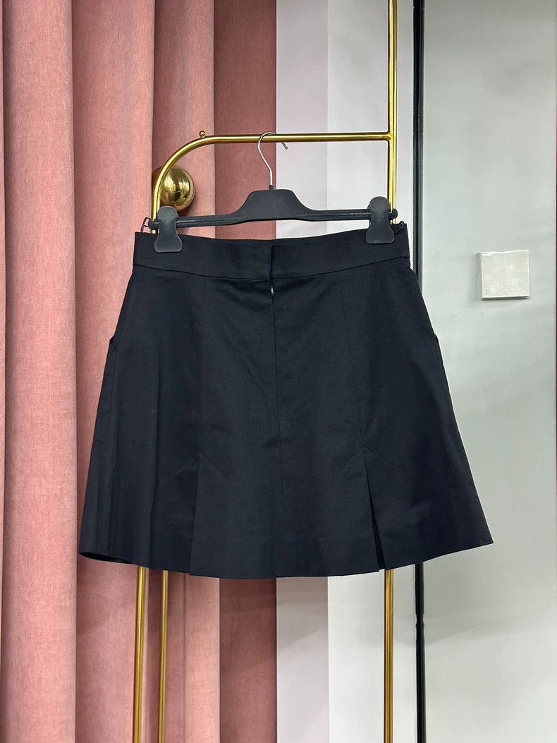 Chanel Chanel Black Short Skirt - dmc Size US 34 / EU 50 - 3 Thumbnail