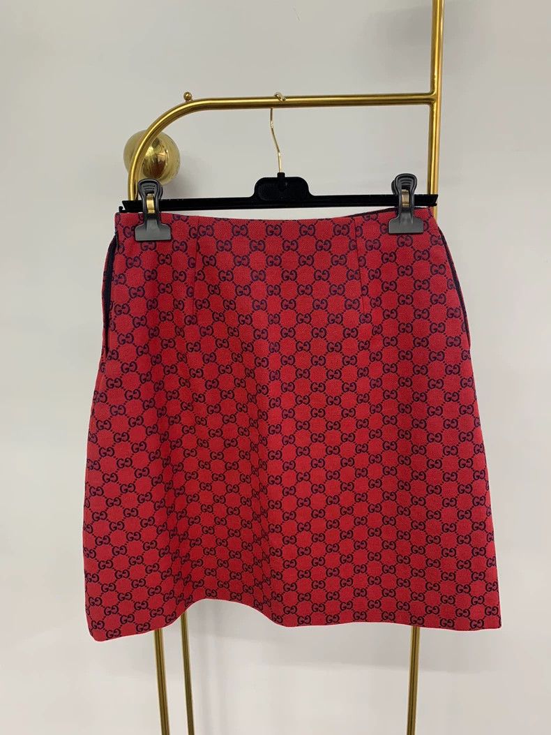 Gucci Gucci Red Logo Print Mini Skirt - dmc Size US 30 / EU 46 - 3 Thumbnail