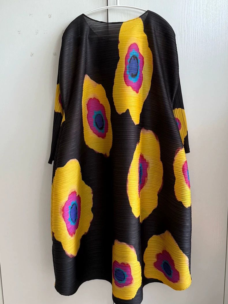 Issey Miyake Issey Miyake JH554 Sunflower Dress - dmc Size US 30 / EU 46 - 2 Thumbnail