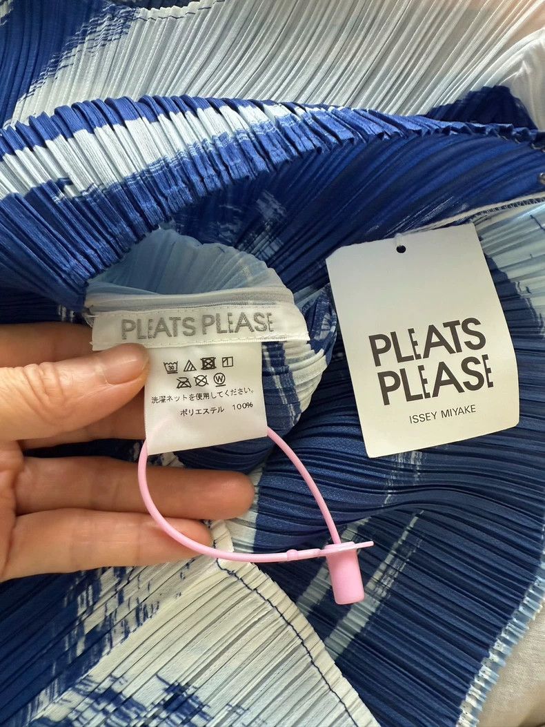 Issey Miyake Issey Miyake Pleats Please Blue White Top - dmc Size US M / EU 48-50 / 2 - 4 Thumbnail