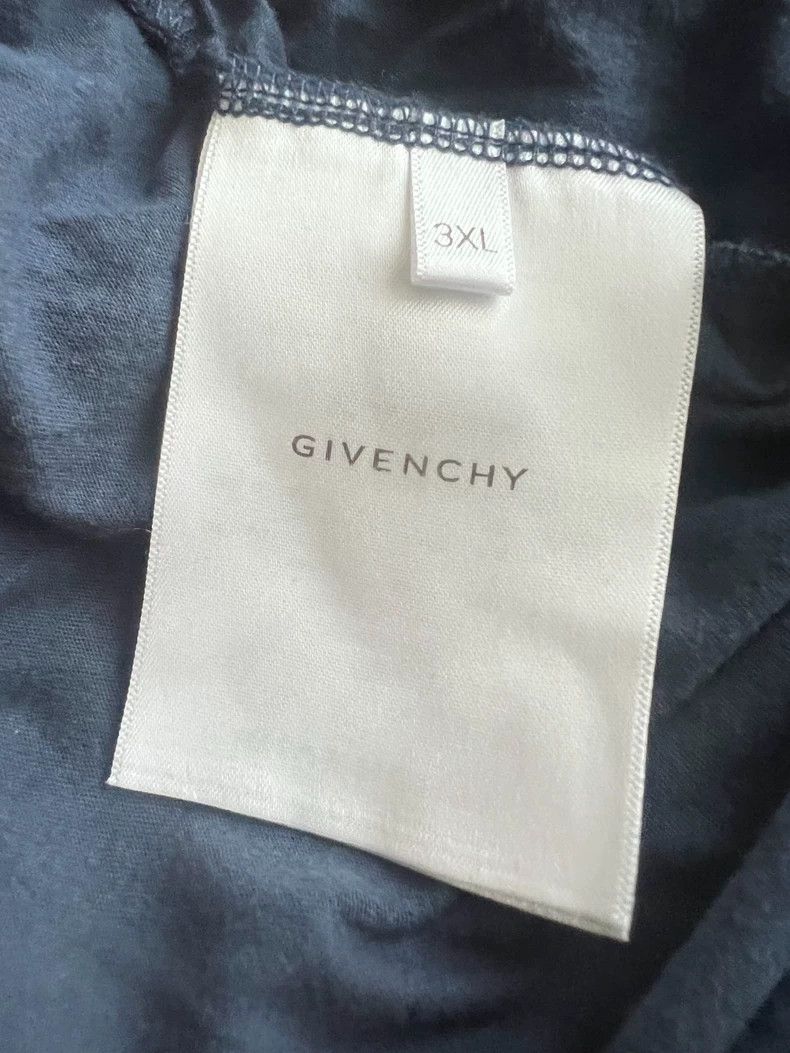Givenchy Givenchy FW23 Letter Print Short Sleeve T-Shirt - dmc Size US XXL / EU 58 / 5 - 3 Thumbnail