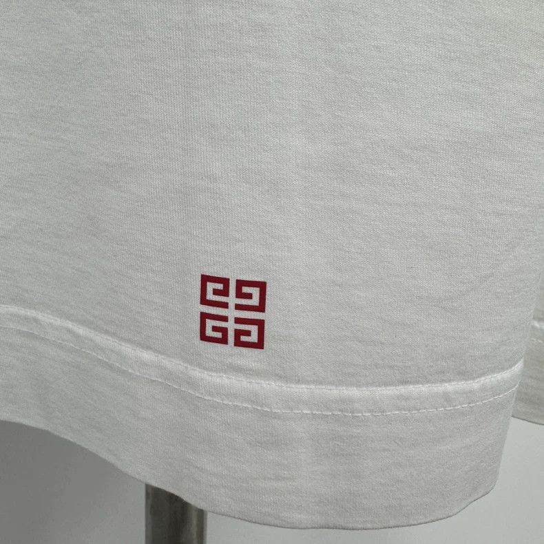 Givenchy GIVENCHY Men's Casual Short Sleeve T-Shirt - dmc Size US S / EU 44-46 / 1 - 5 Thumbnail