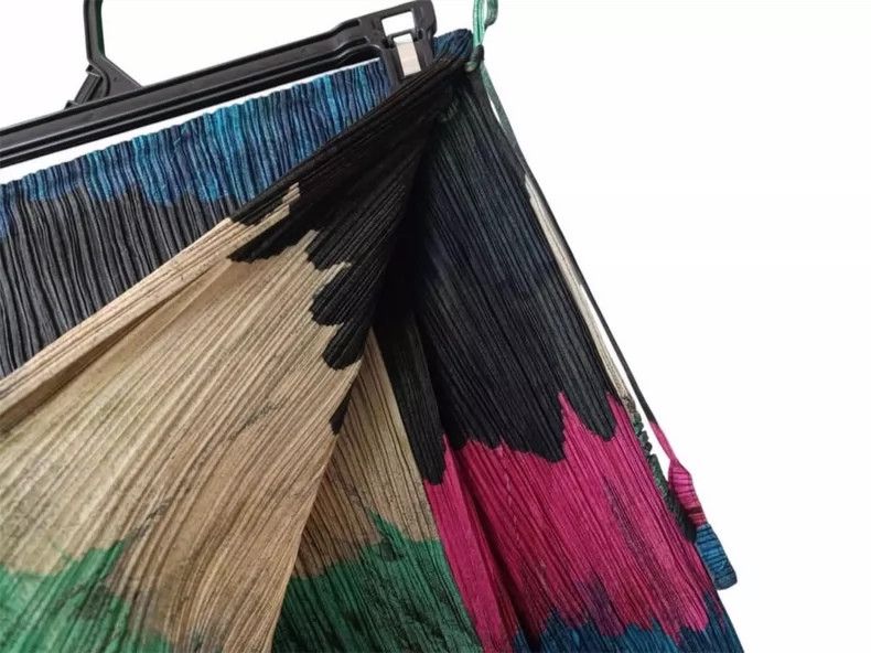 Issey Miyake Issey Miyake Pleats Please Feather Pleated Skirt - dmc Size US 34 / EU 50 - 3 Thumbnail