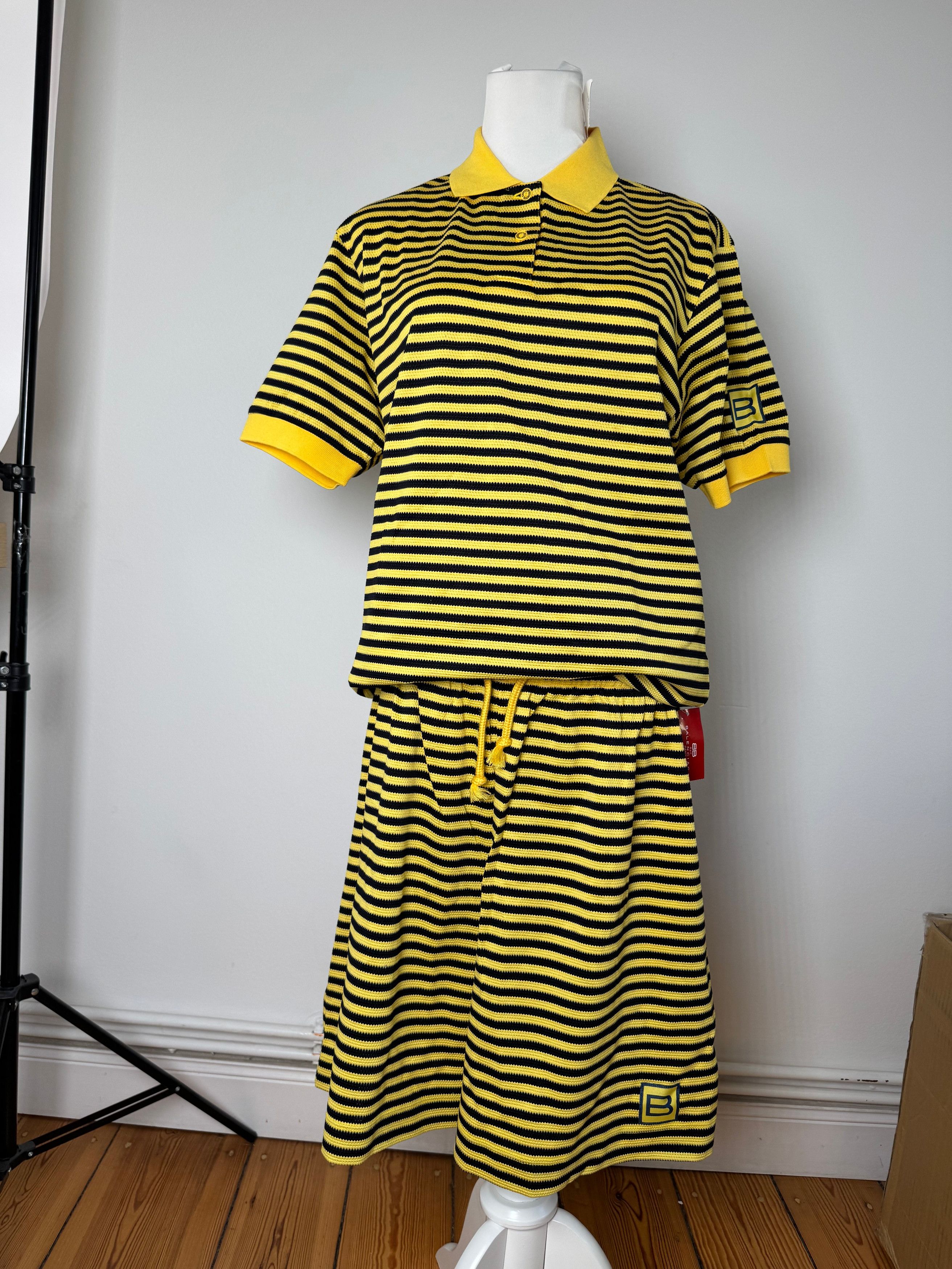 Balenciaga Vintage Twin Set Black Yellow L new Size L / US 10 / IT 46 - 2 Thumbnail
