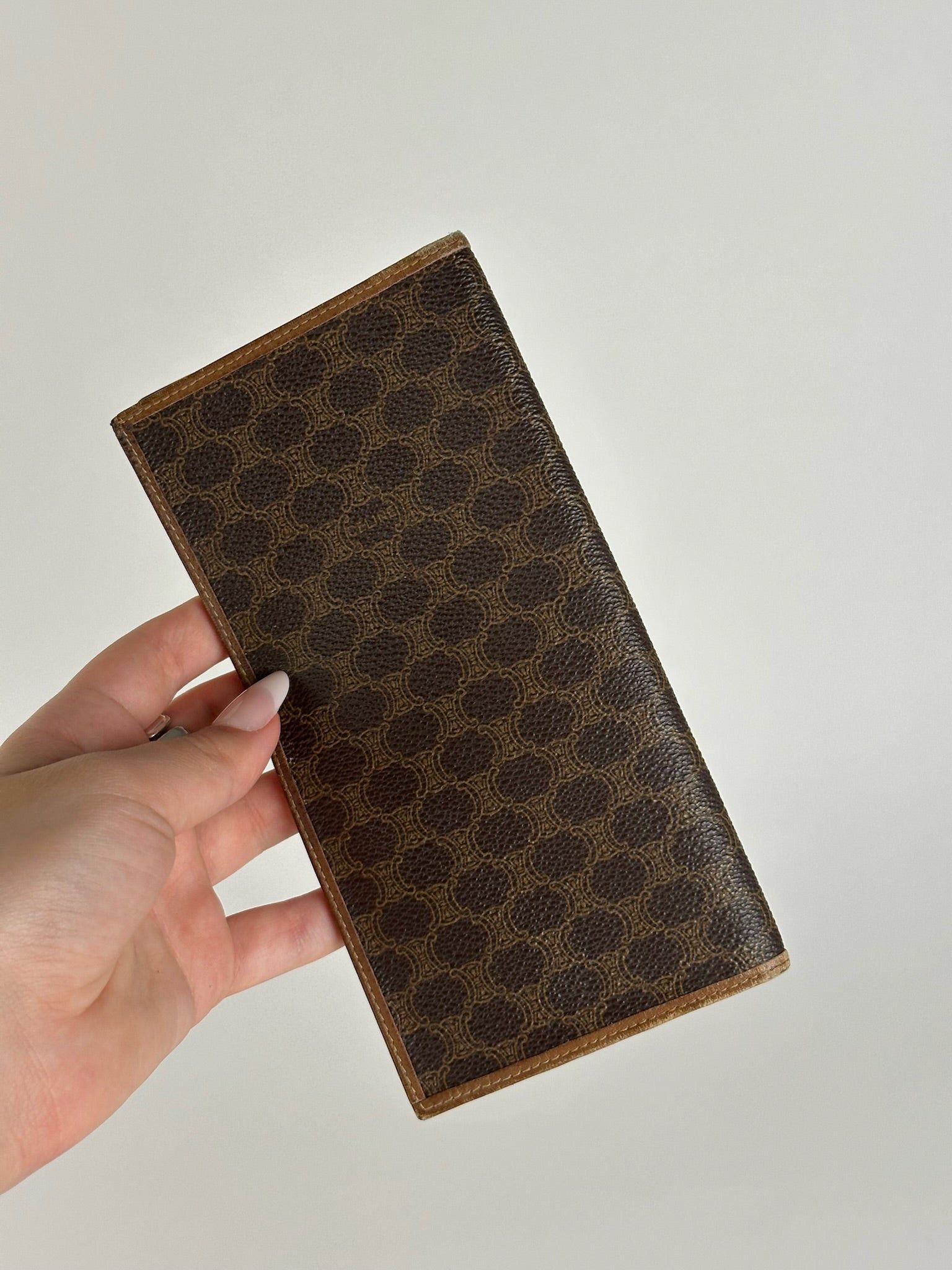 Celine Vintage Paris Monogram Leather Card Holder Brown Size ONE SIZE - 13 Thumbnail