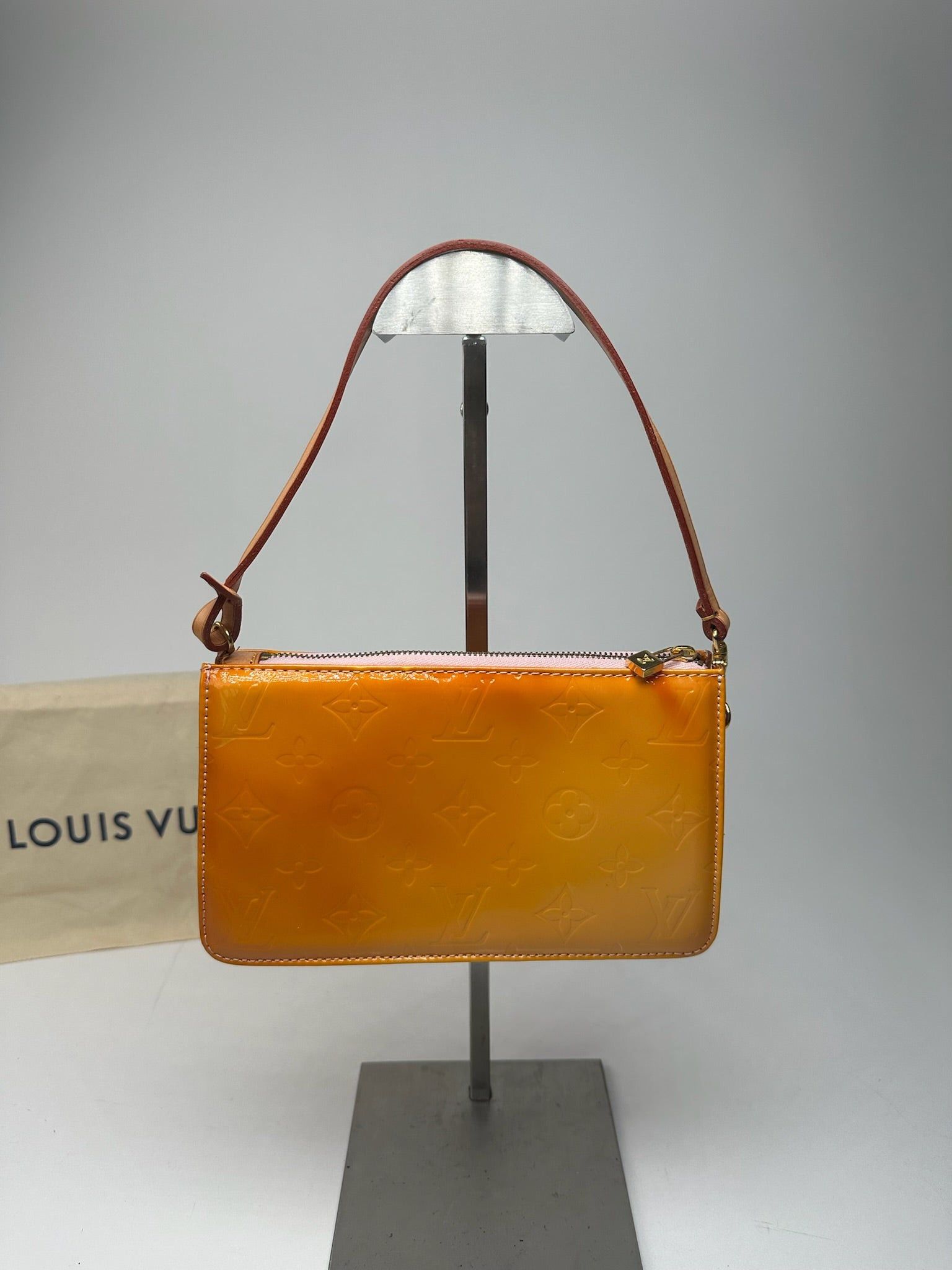 Louis Vuitton Vintage Vernis Leather Baguette Bag Mango Size ONE SIZE - 3 Thumbnail