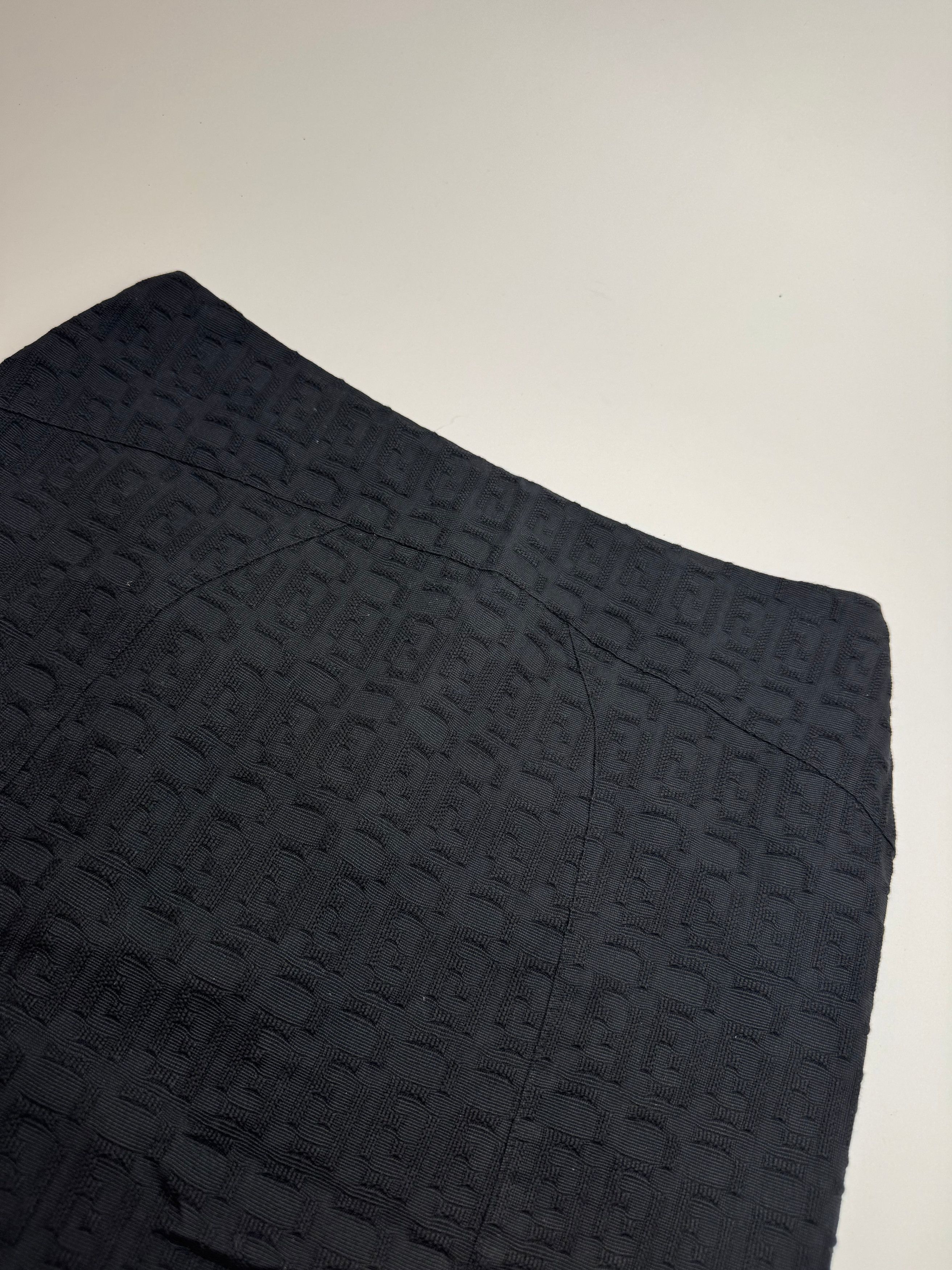 Fendi Vintage Roma Monogram Canvas skirt m Size 27" / US 4 / IT 40 - 5 Thumbnail