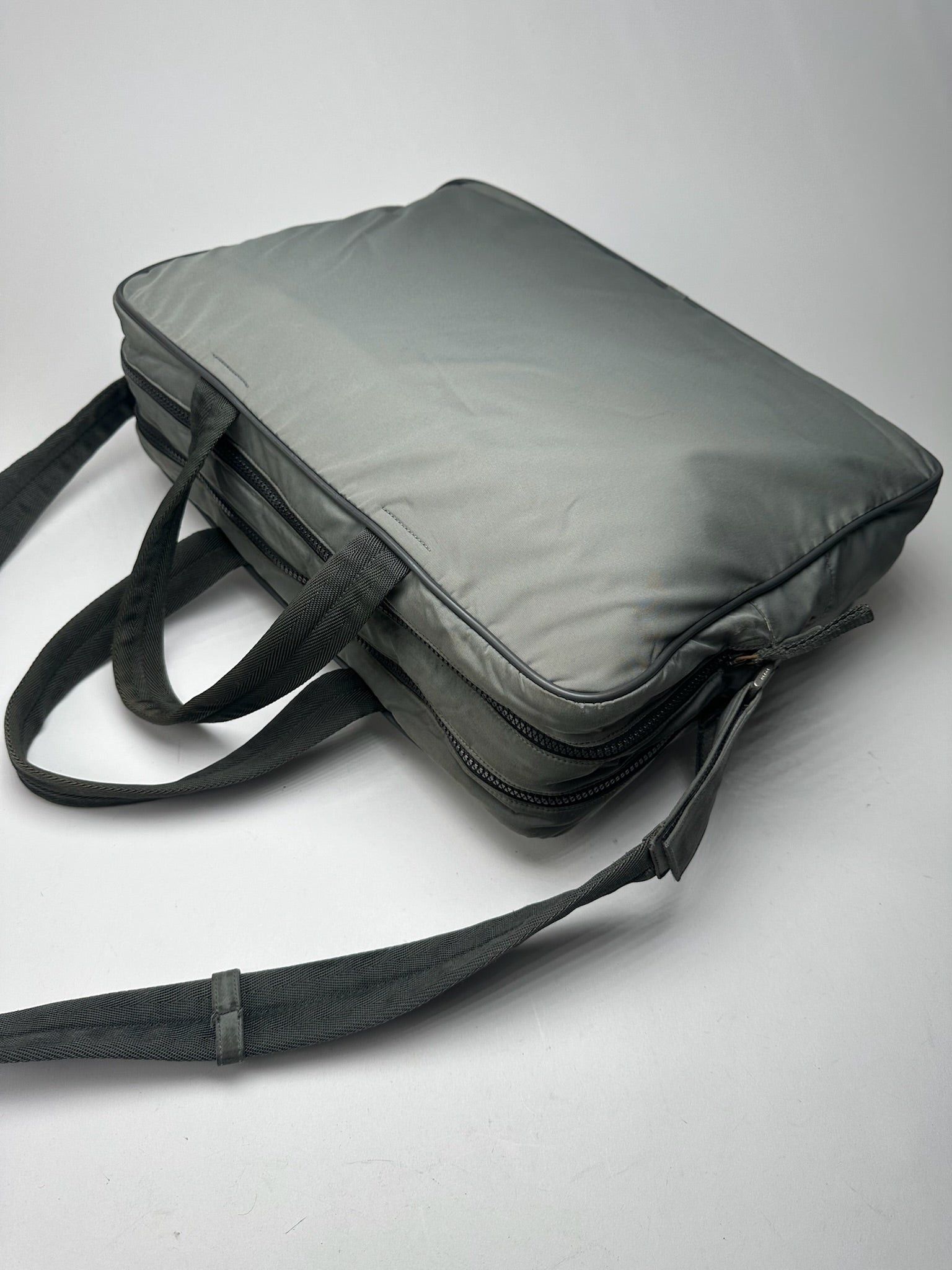 Prada Vintage Sport 2 Way Bag Gray Size ONE SIZE - 3 Thumbnail