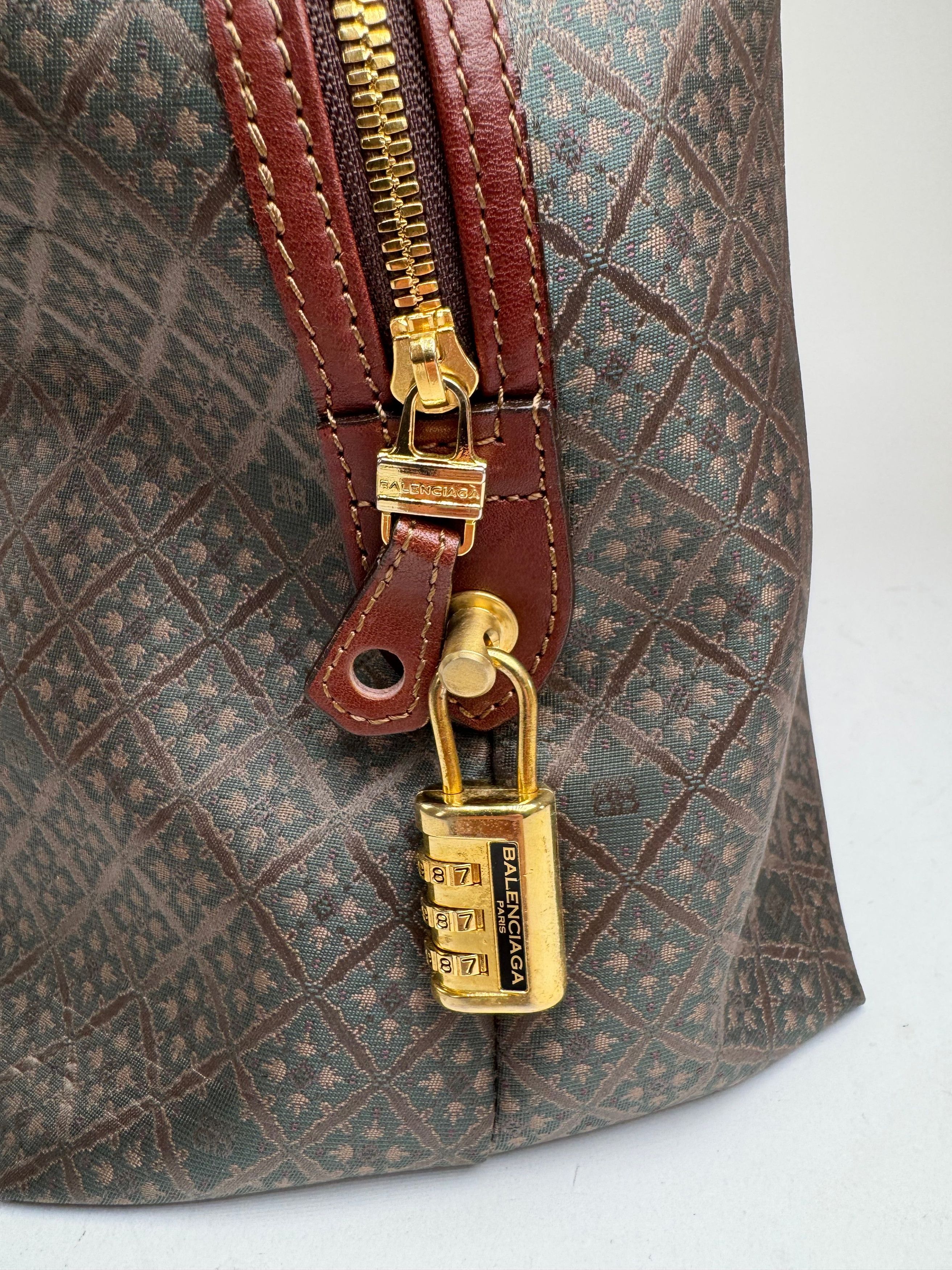 Balenciaga Vintage Monogramm Weekender Bag Green Brown Size ONE SIZE - 4 Thumbnail