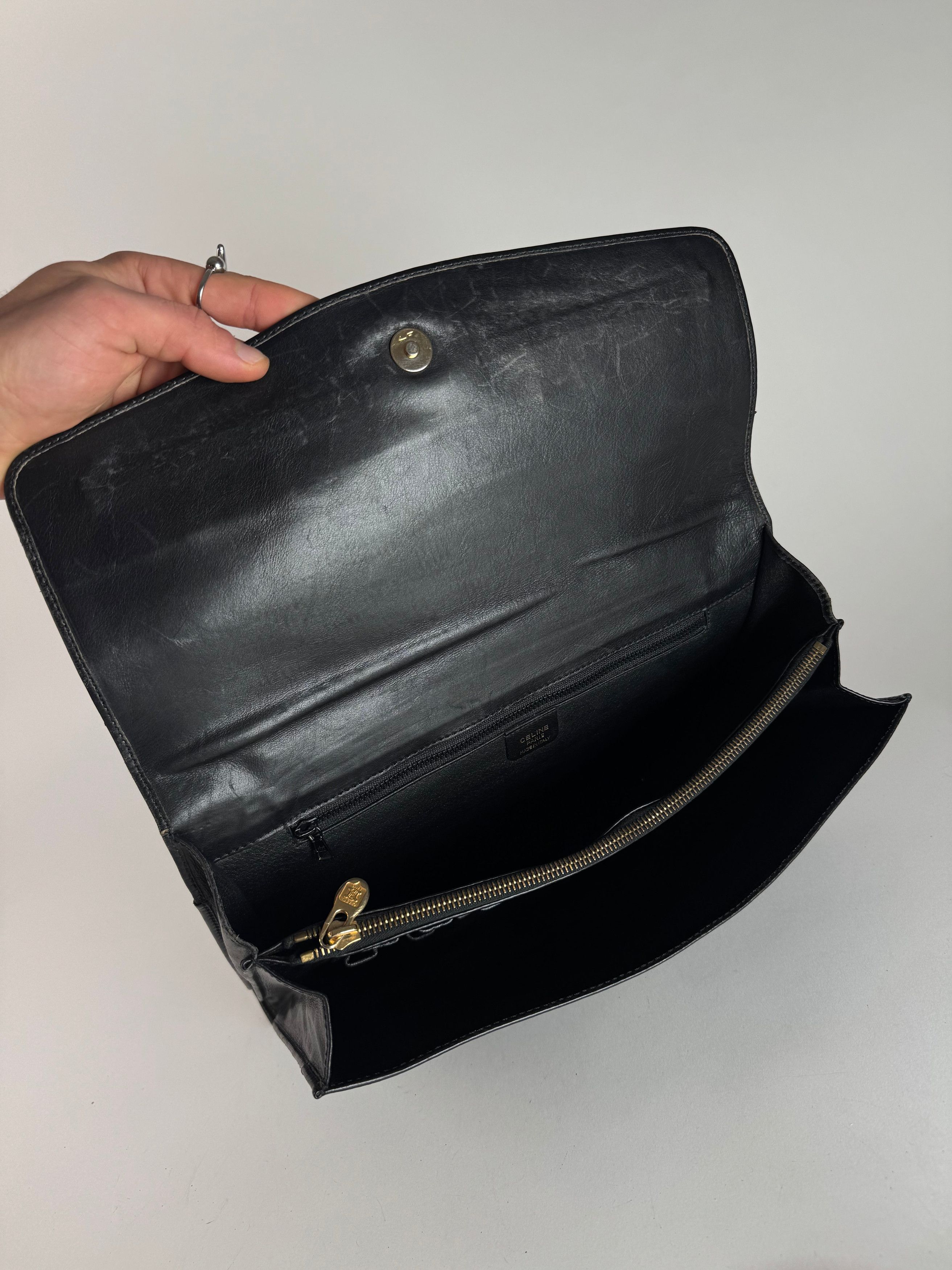 Celine Vintage Paris Triomphe Leather Clutch Black Size ONE SIZE - 3 Thumbnail