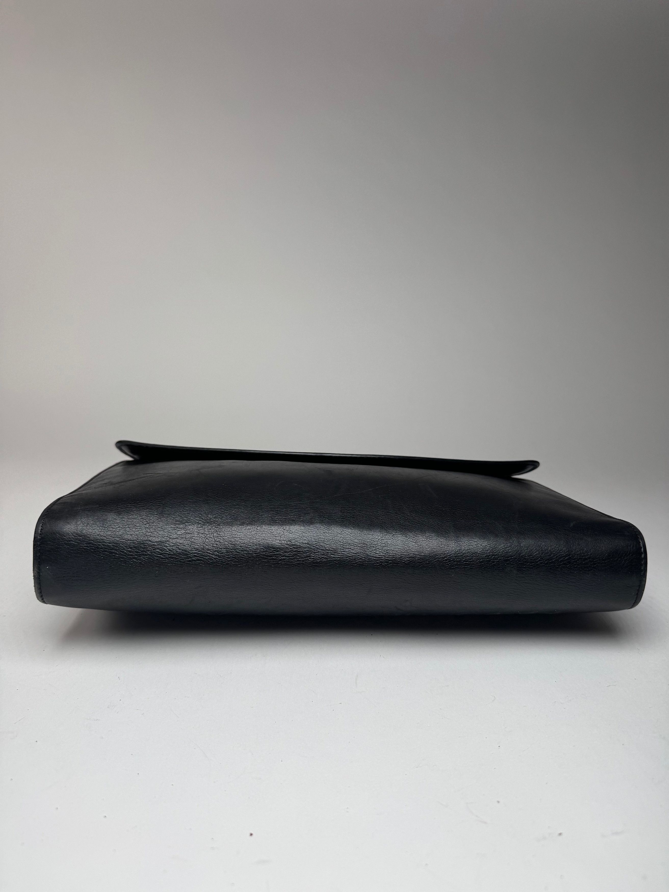 Celine Vintage Paris Triomphe Leather Clutch Black Size ONE SIZE - 8 Thumbnail