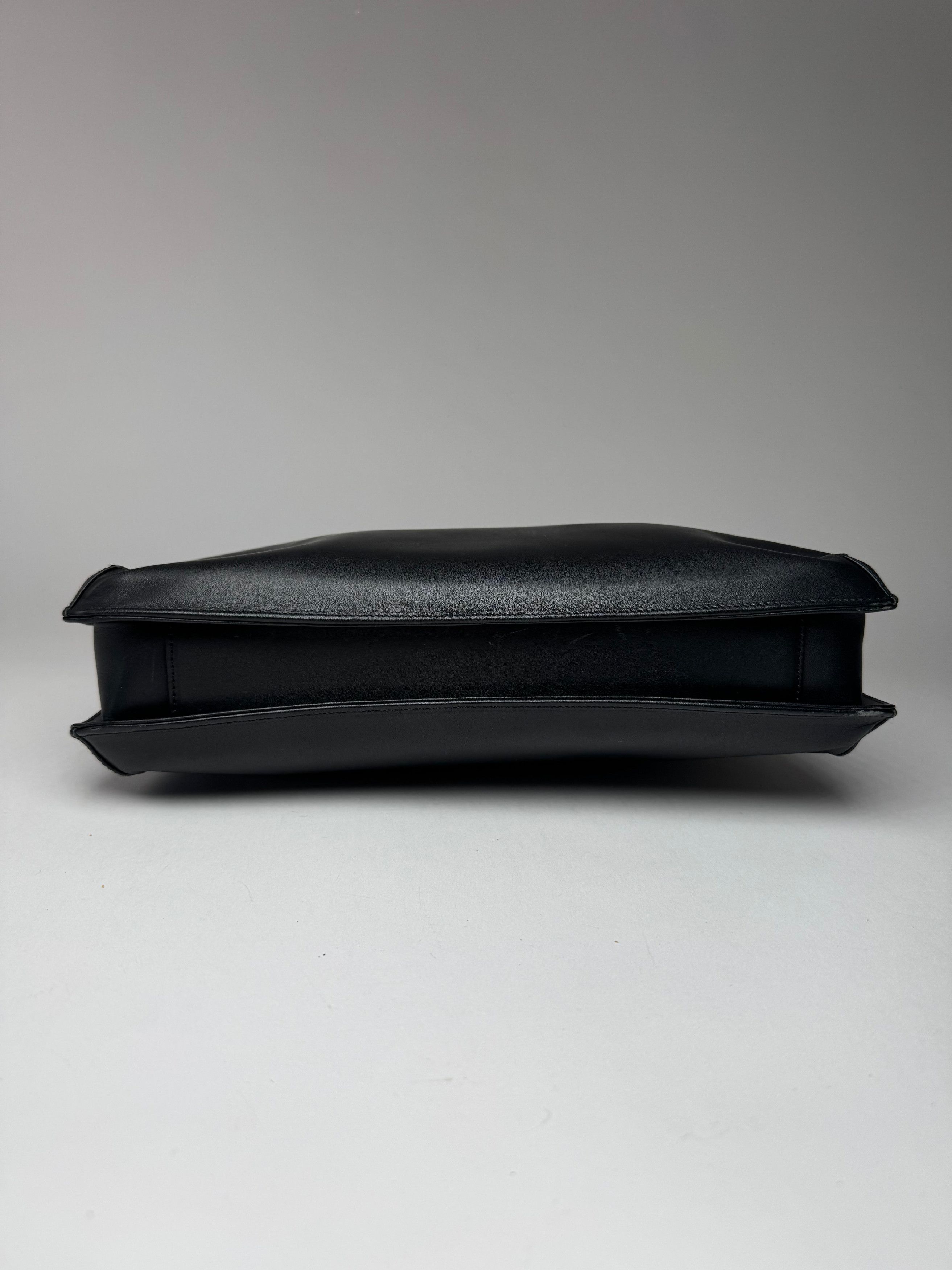 Givenchy Vintage Whip leather Bag black Size ONE SIZE - 10 Thumbnail