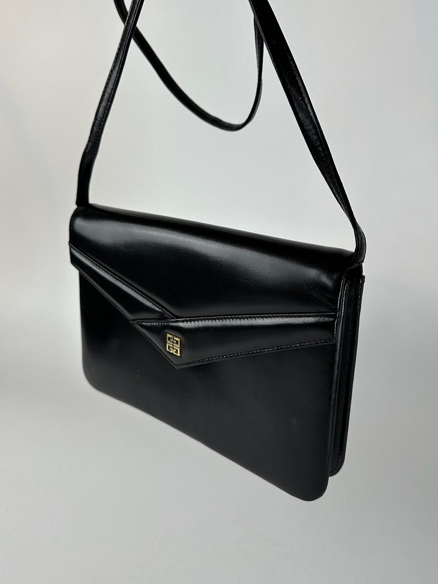 Givenchy Vintage 4G Leather Bag Black Size ONE SIZE - 5 Thumbnail