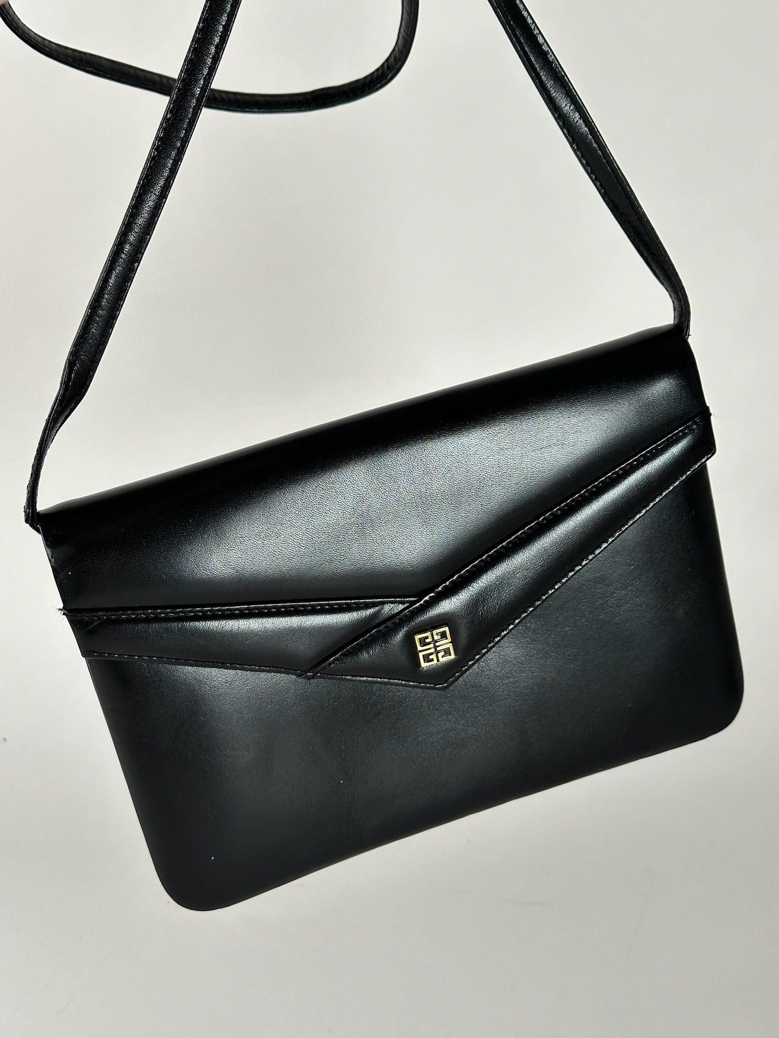 Givenchy Vintage 4G Leather Bag Black Size ONE SIZE - 8 Thumbnail
