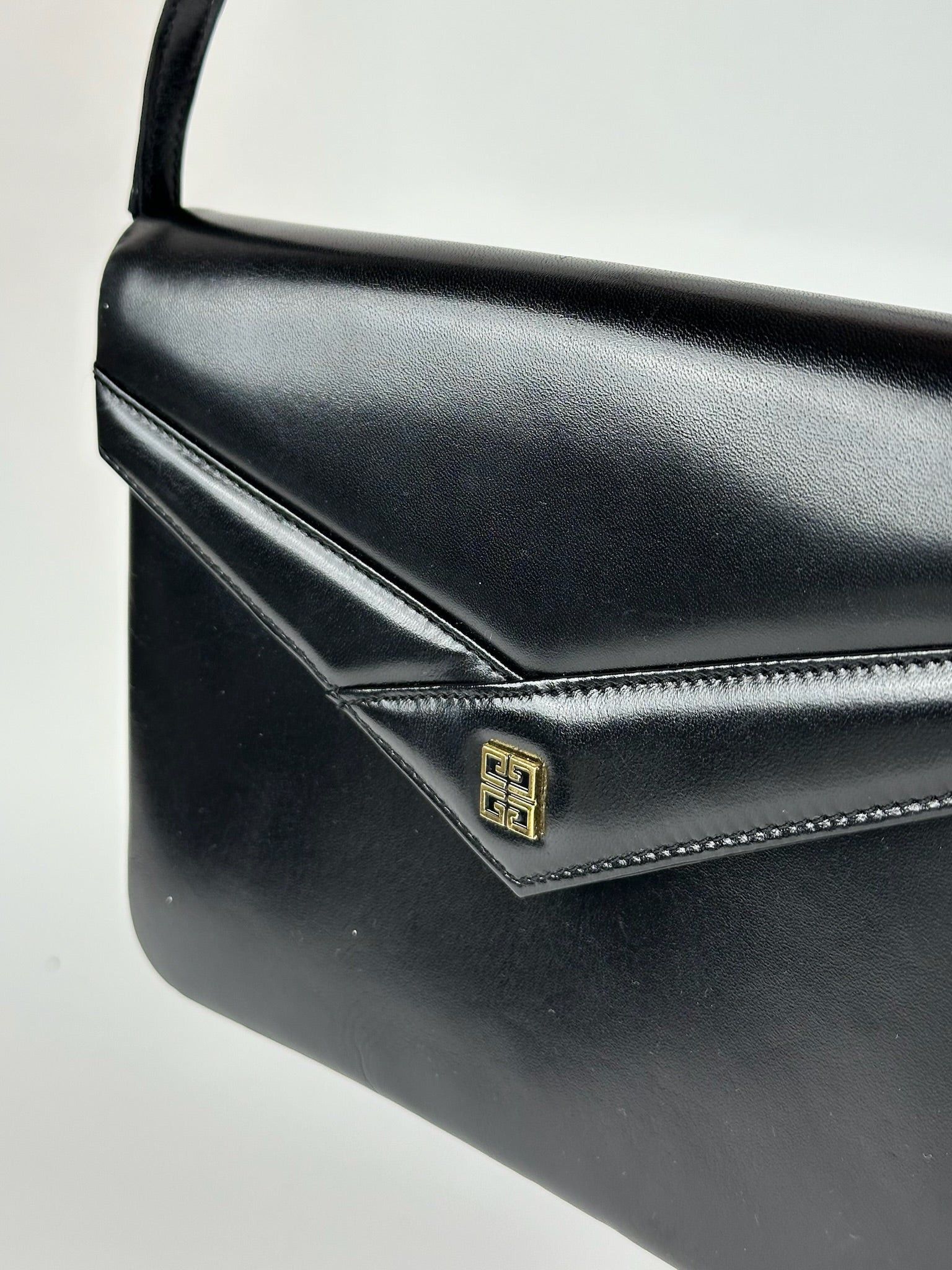Givenchy Vintage 4G Leather Bag Black Size ONE SIZE - 9 Thumbnail