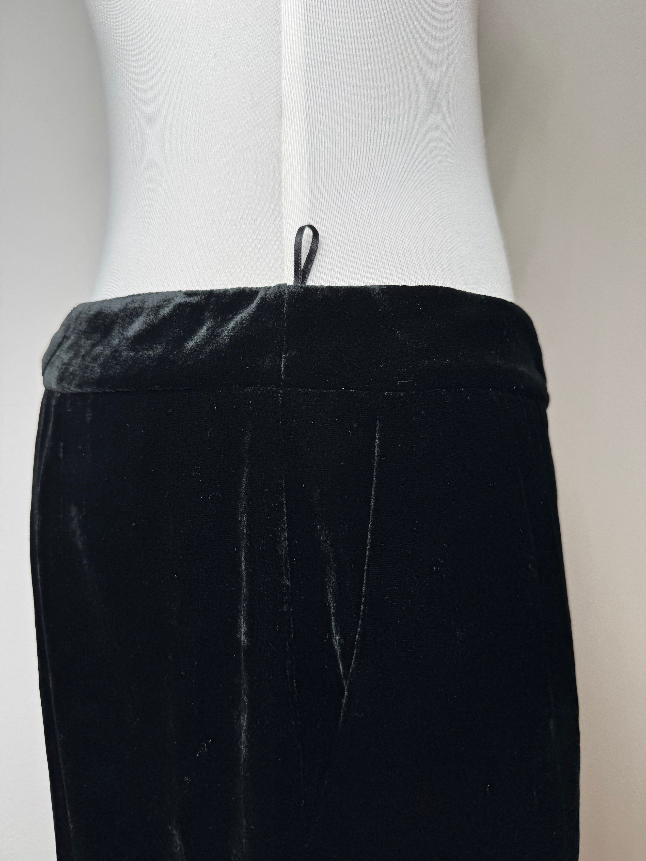Other Vintage Emilio Pucci Velvet Skirt Black IT40 Size 27" / US 4 / IT 40 - 3 Thumbnail