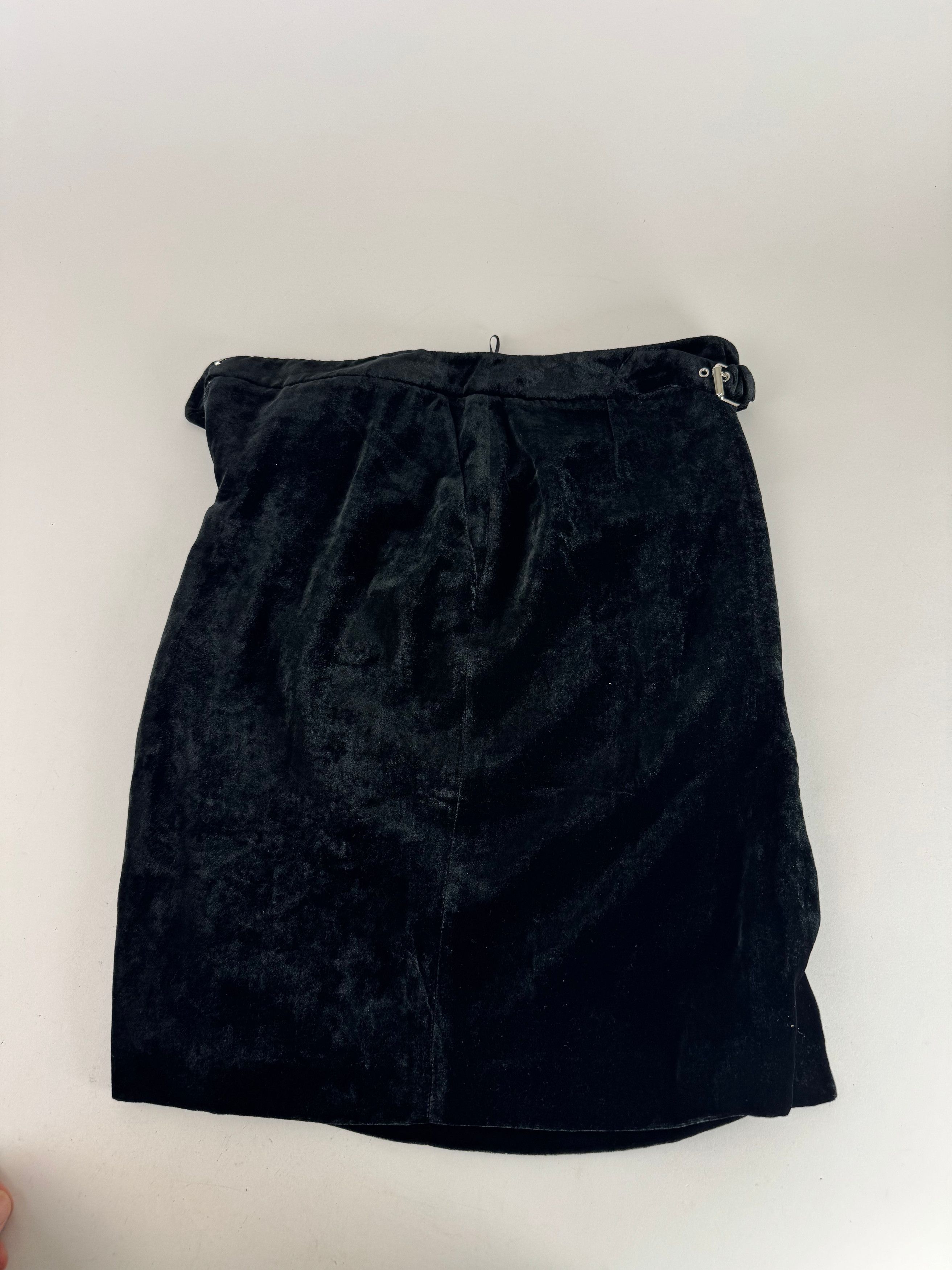 Other Vintage Emilio Pucci Velvet Skirt Black IT40 Size 27" / US 4 / IT 40 - 8 Thumbnail