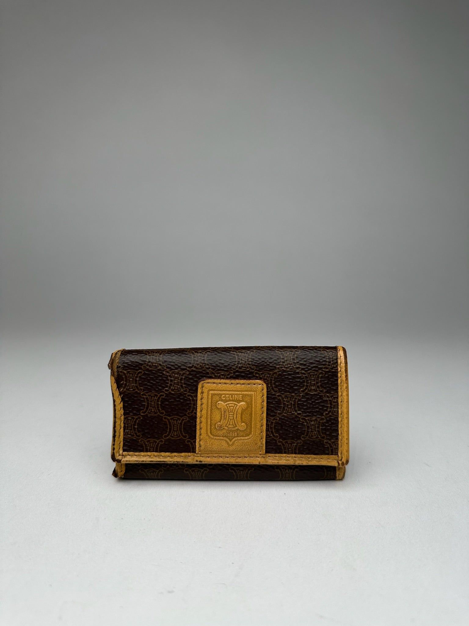 Celine Vintage Paris Leather Key Holder Brown Size ONE SIZE - 14 Thumbnail