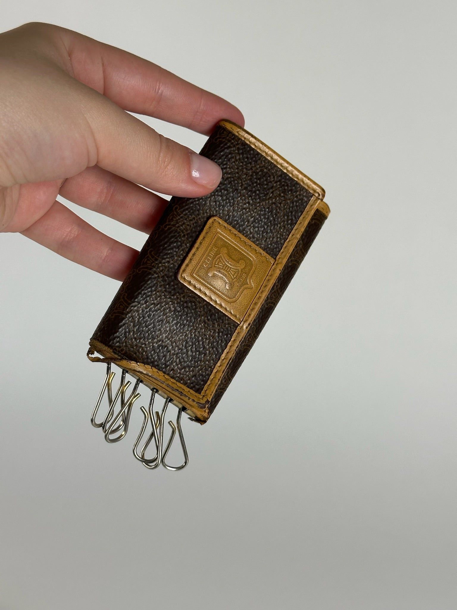 Celine Vintage Paris Leather Key Holder Brown Size ONE SIZE - 7 Thumbnail