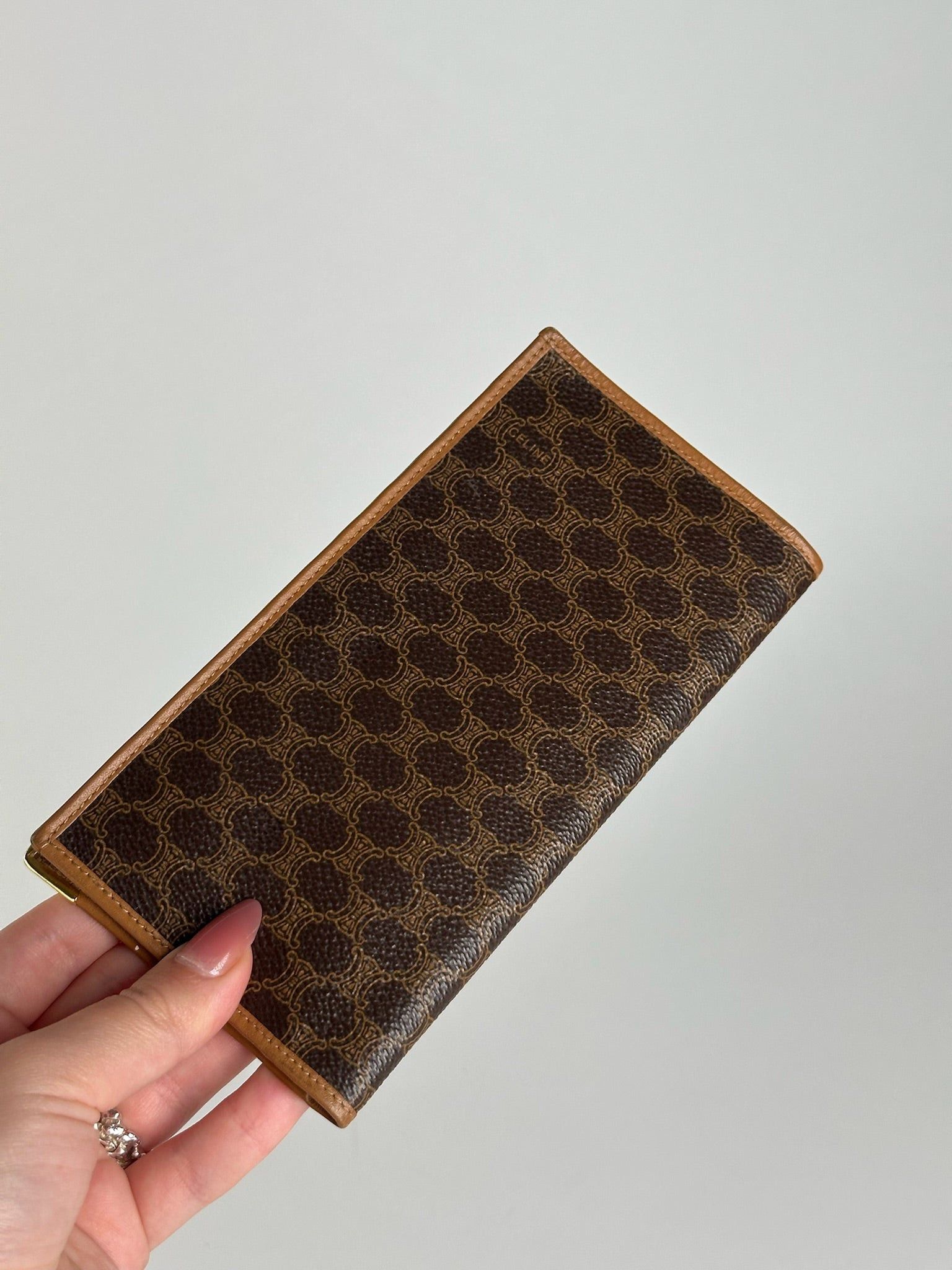Celine Vintage Leather Monogram ID holder card holder brown Size ONE SIZE - 5 Thumbnail
