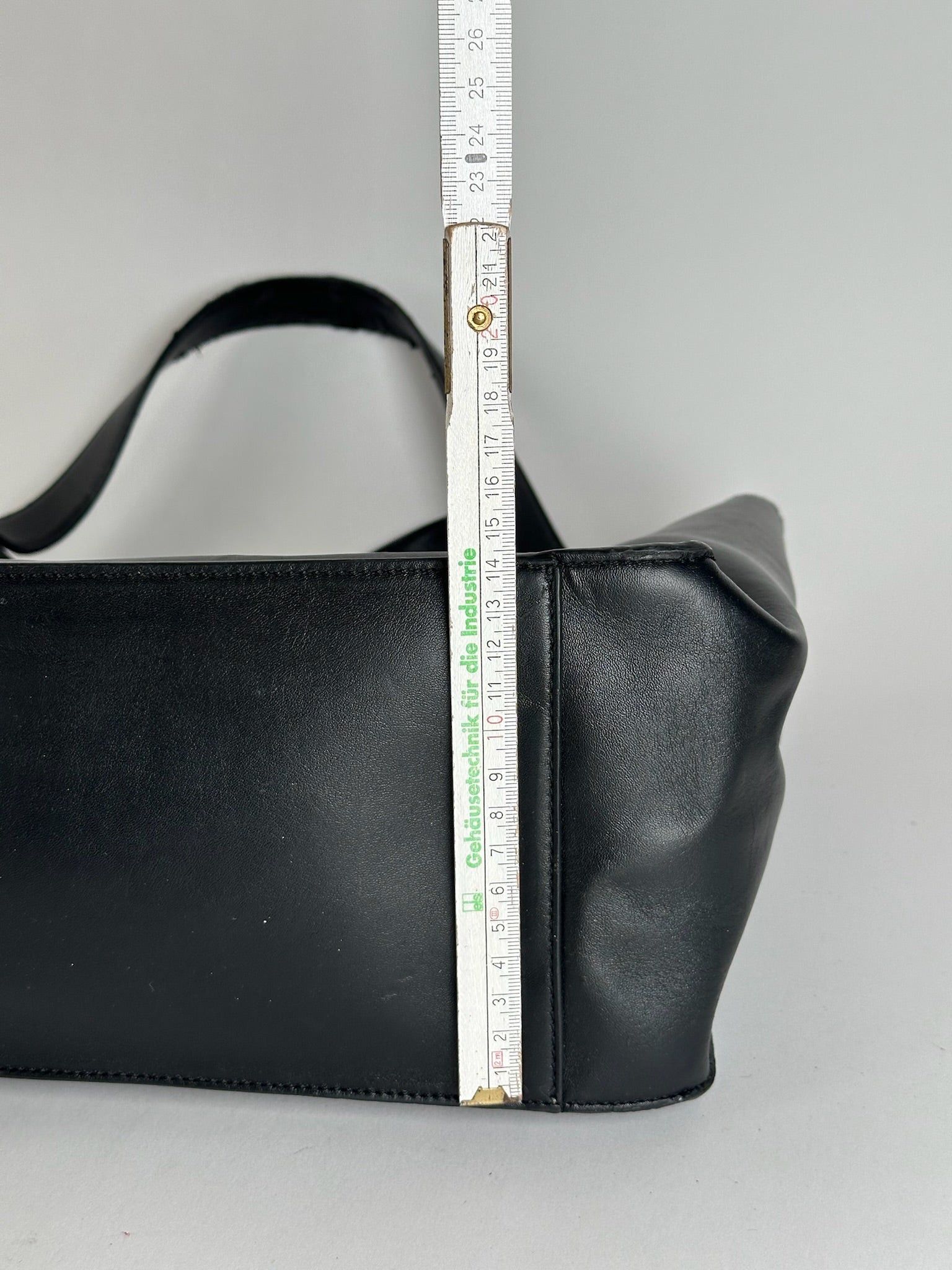 Stella McCartney Vintage Stella Mc Cartney Vegan Leather Logo Bag Black Size ONE SIZE - 12 Thumbnail