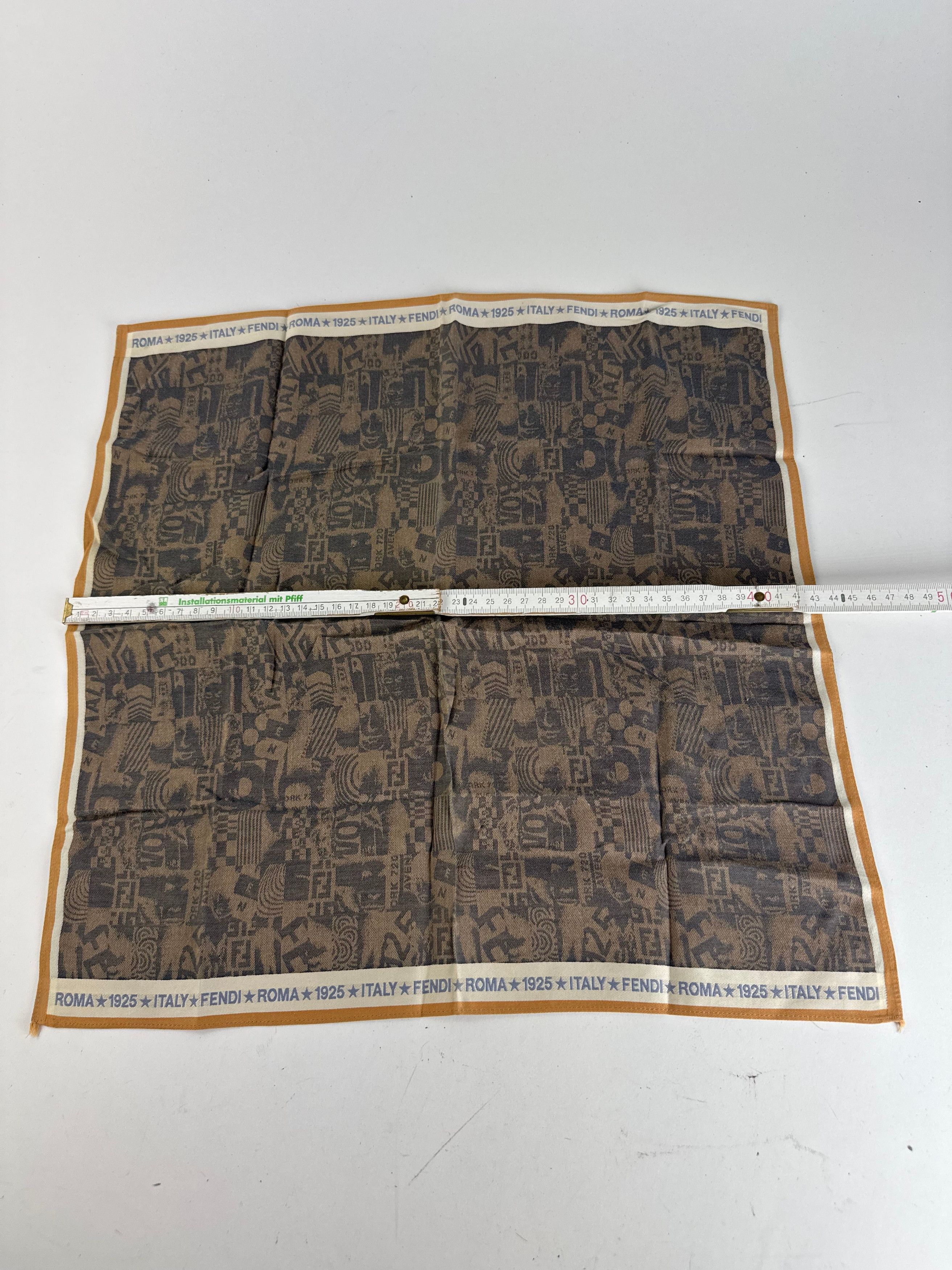 Fendi Vintage Avantgarde Scarf Brown Size ONE SIZE - 7 Thumbnail