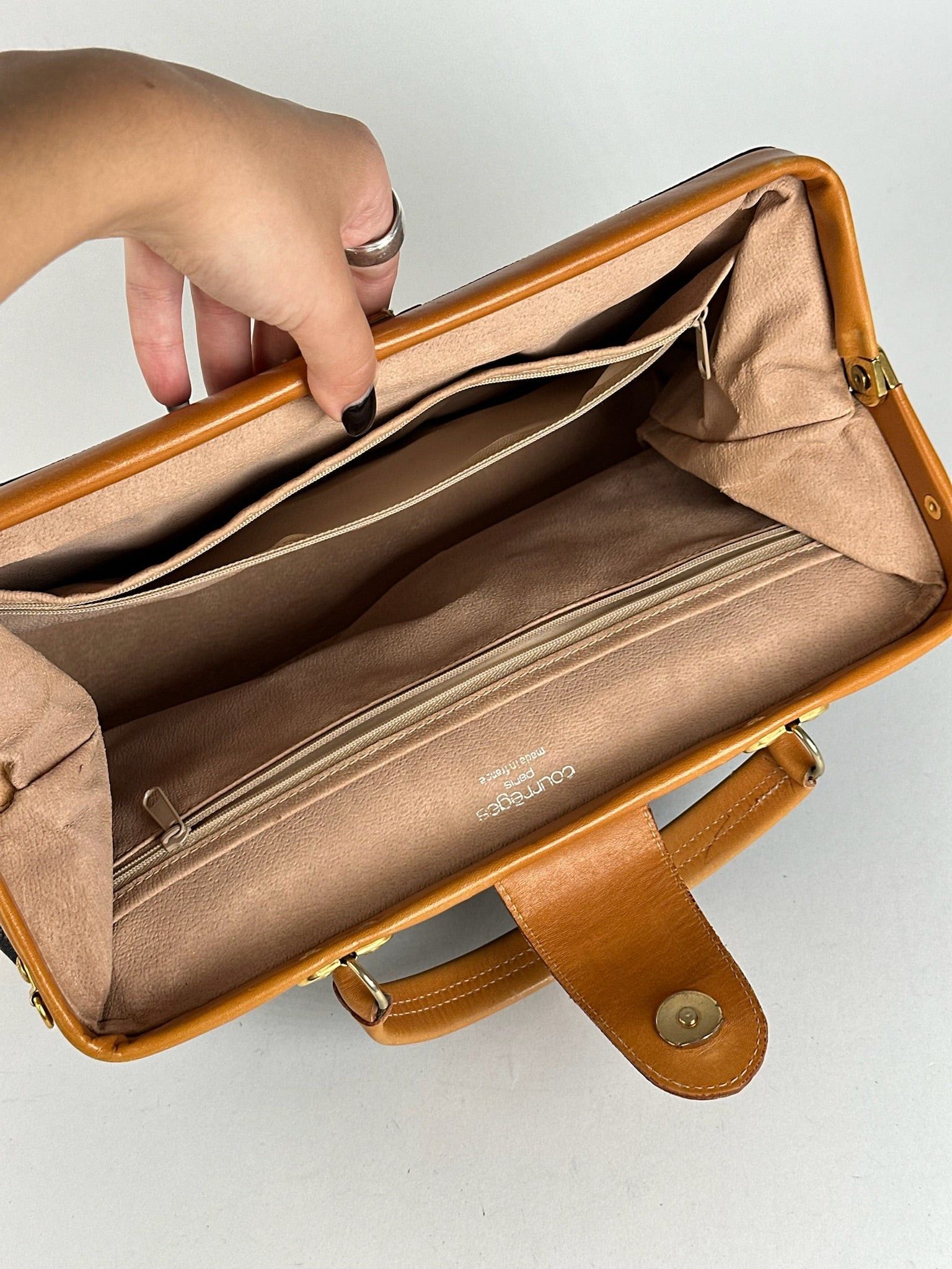 Courreges Vintage leather bag brown black Size ONE SIZE - 9 Thumbnail