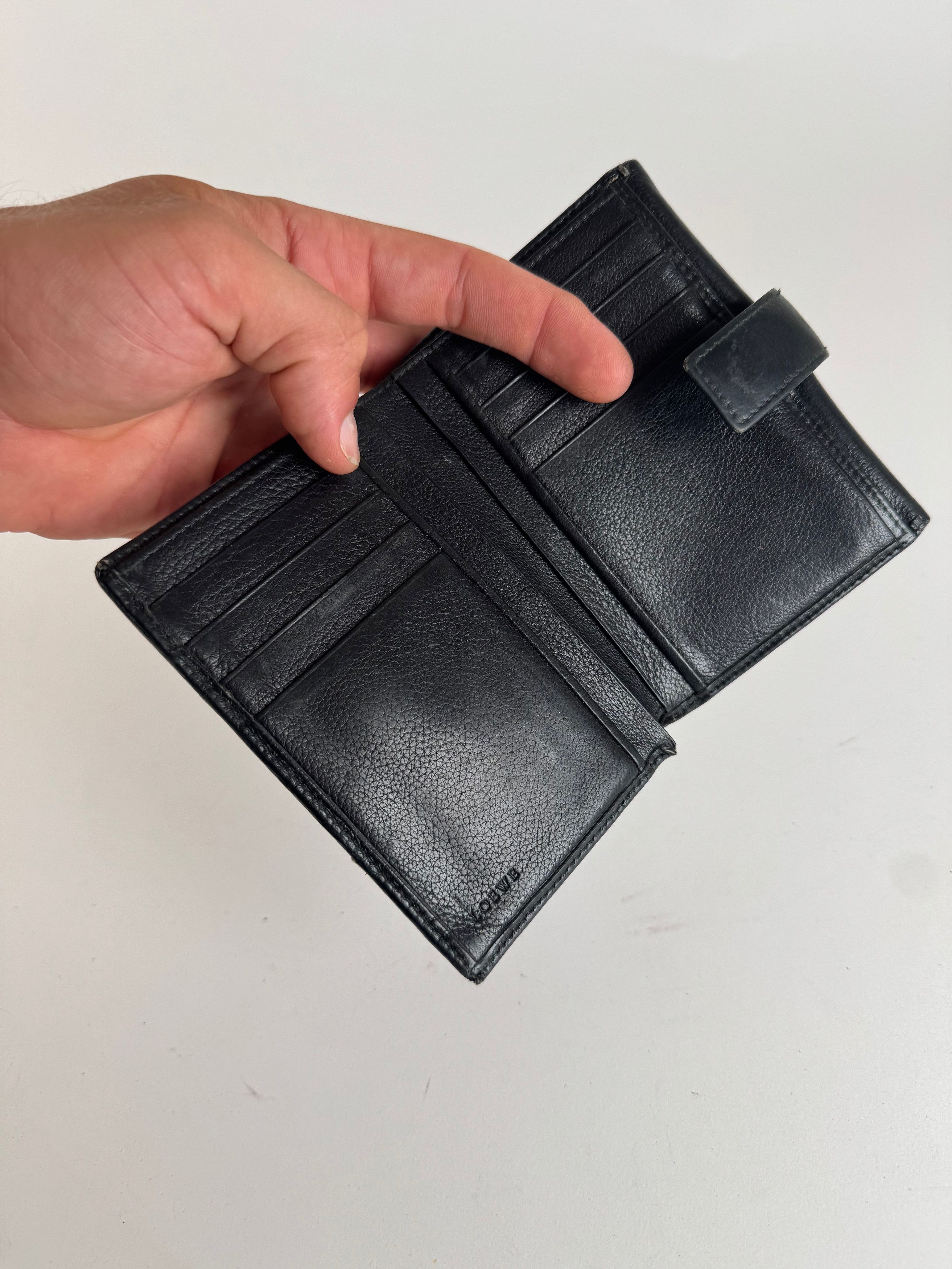 Loewe Vintage Anagram Leather wallet black Size ONE SIZE - 5 Thumbnail