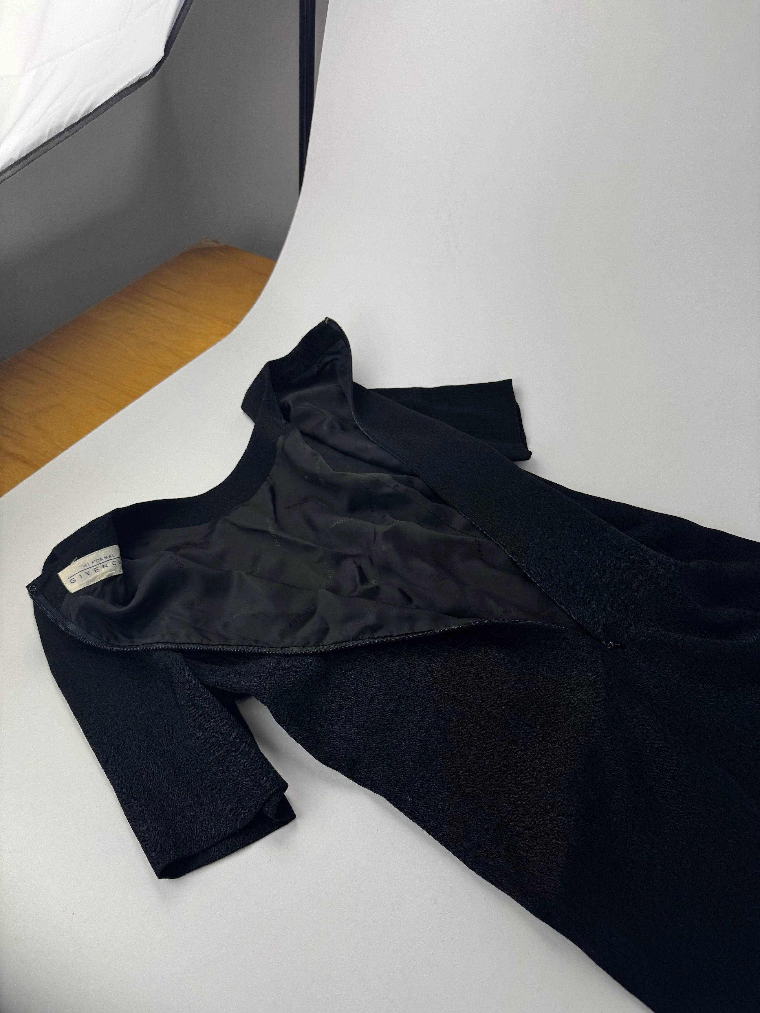 Givenchy Vintage wool Dress black m/L Size M / US 6-8 / IT 42-44 - 12 Thumbnail