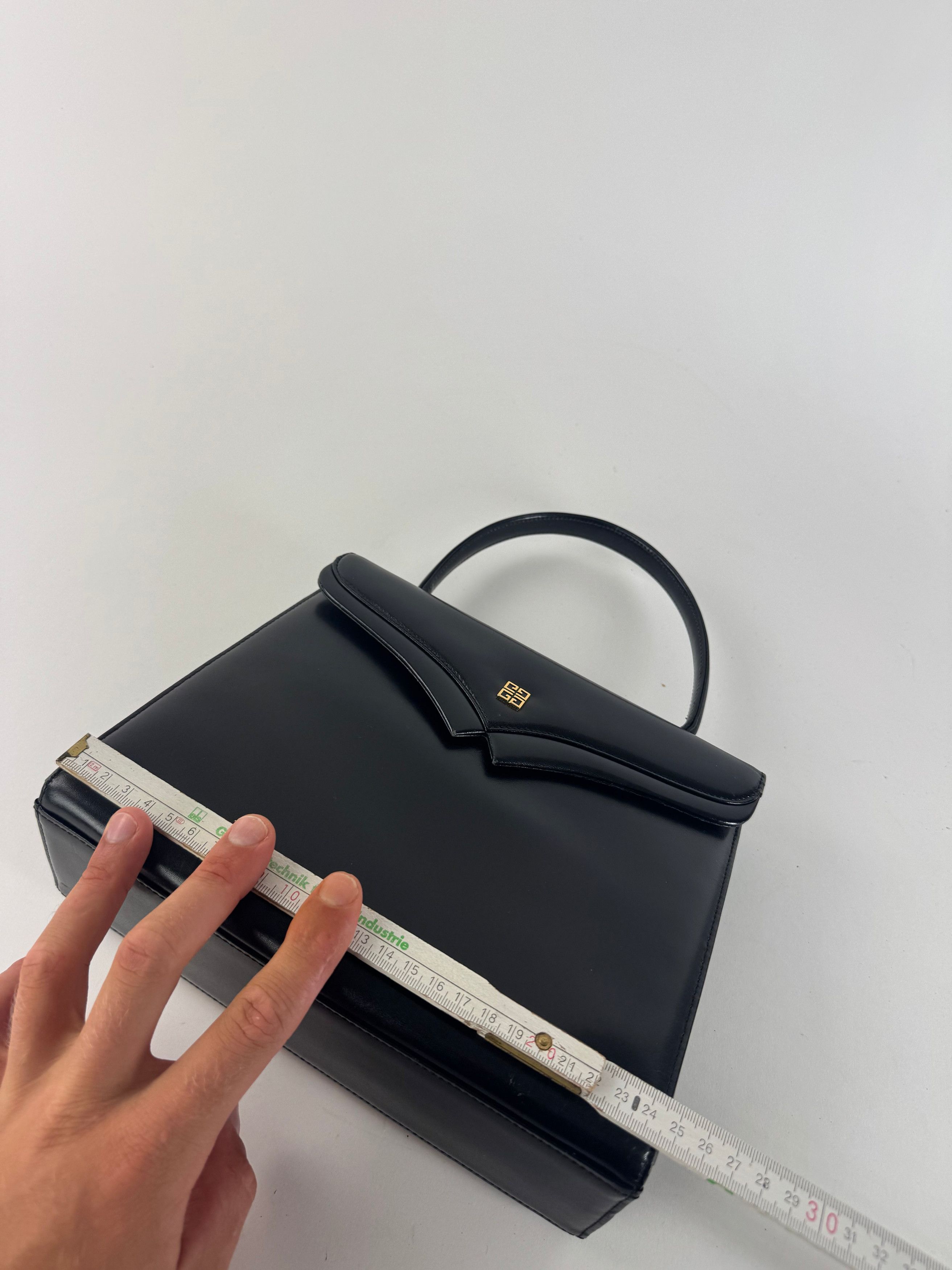 Givenchy Vintage 4G leather bag black Size ONE SIZE - 10 Thumbnail