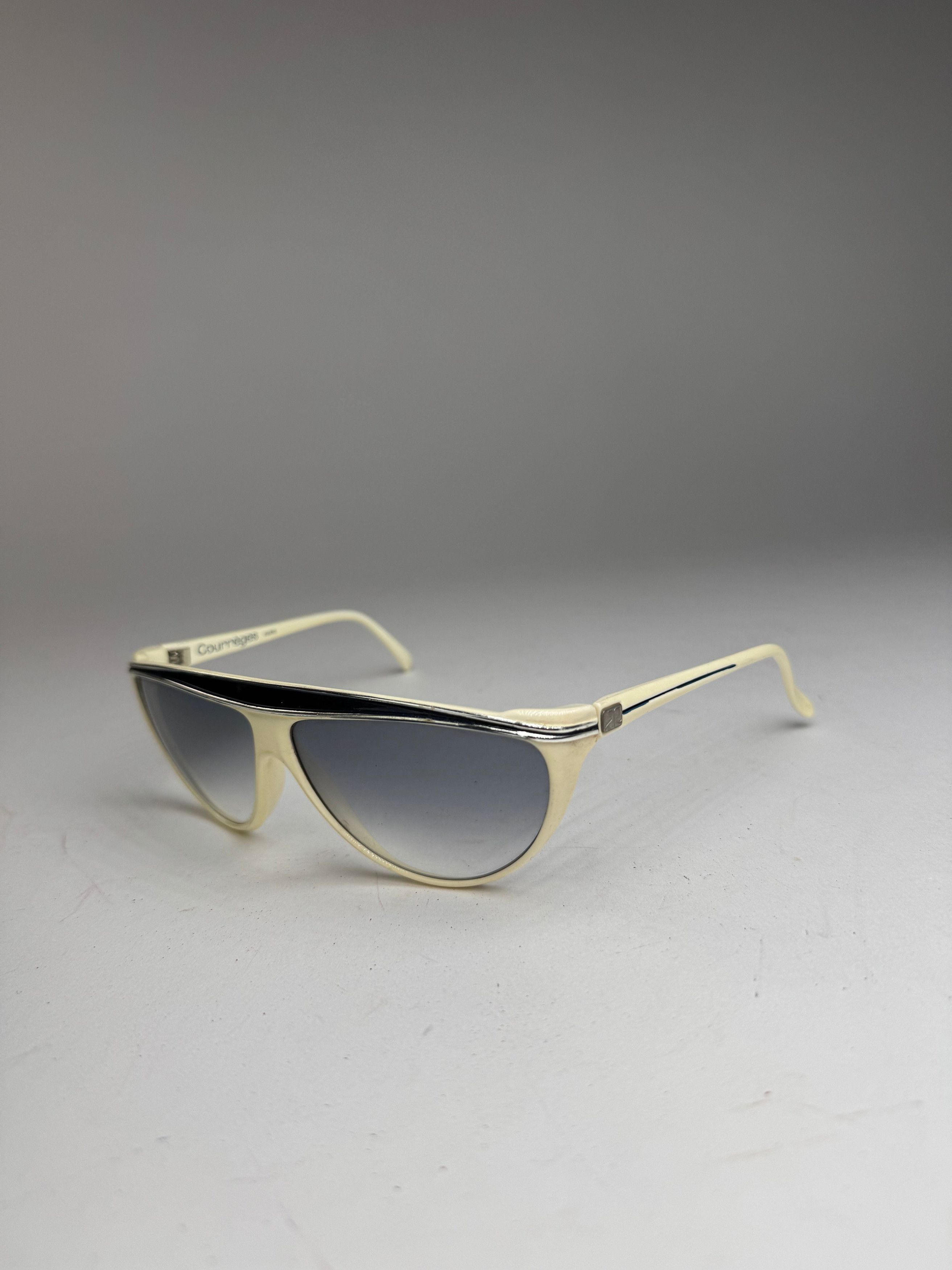 Courreges Vintage Sunglasses White silver Size ONE SIZE - 11 Thumbnail