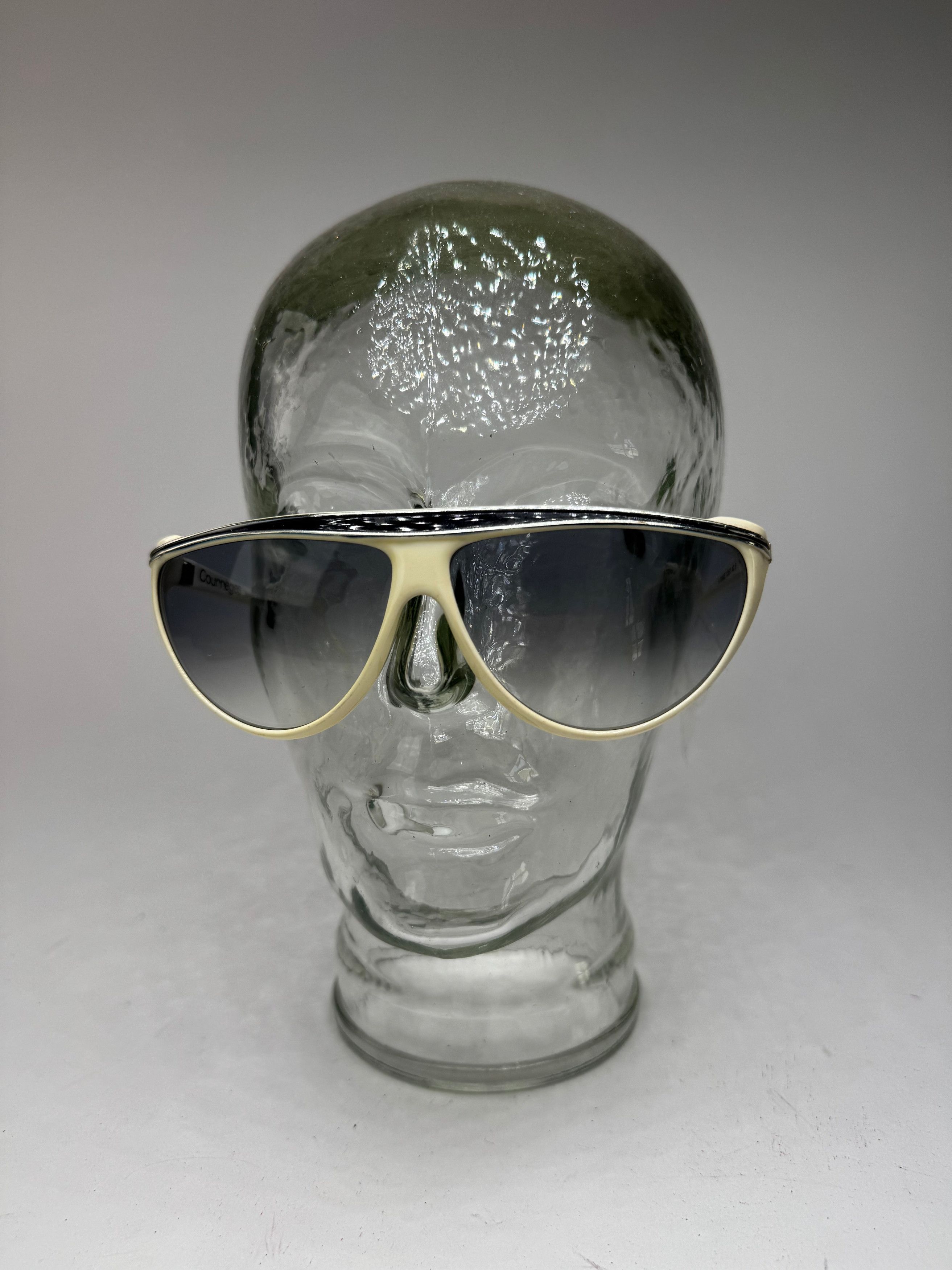 Courreges Vintage Sunglasses White silver Size ONE SIZE - 15 Thumbnail