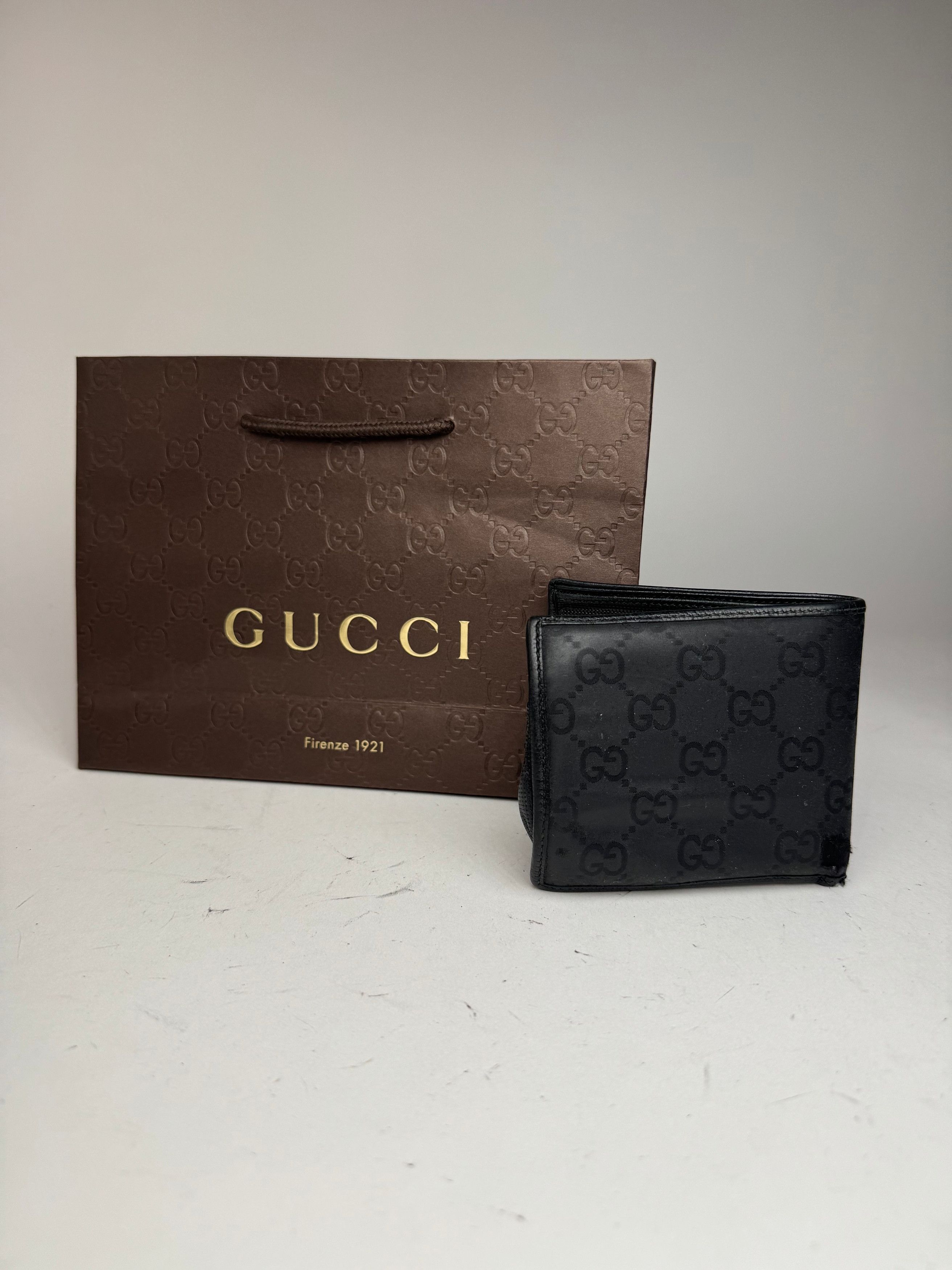 Gucci Vintage Flapable Monogramm Leather Wallet Black Size ONE SIZE - 2 Thumbnail