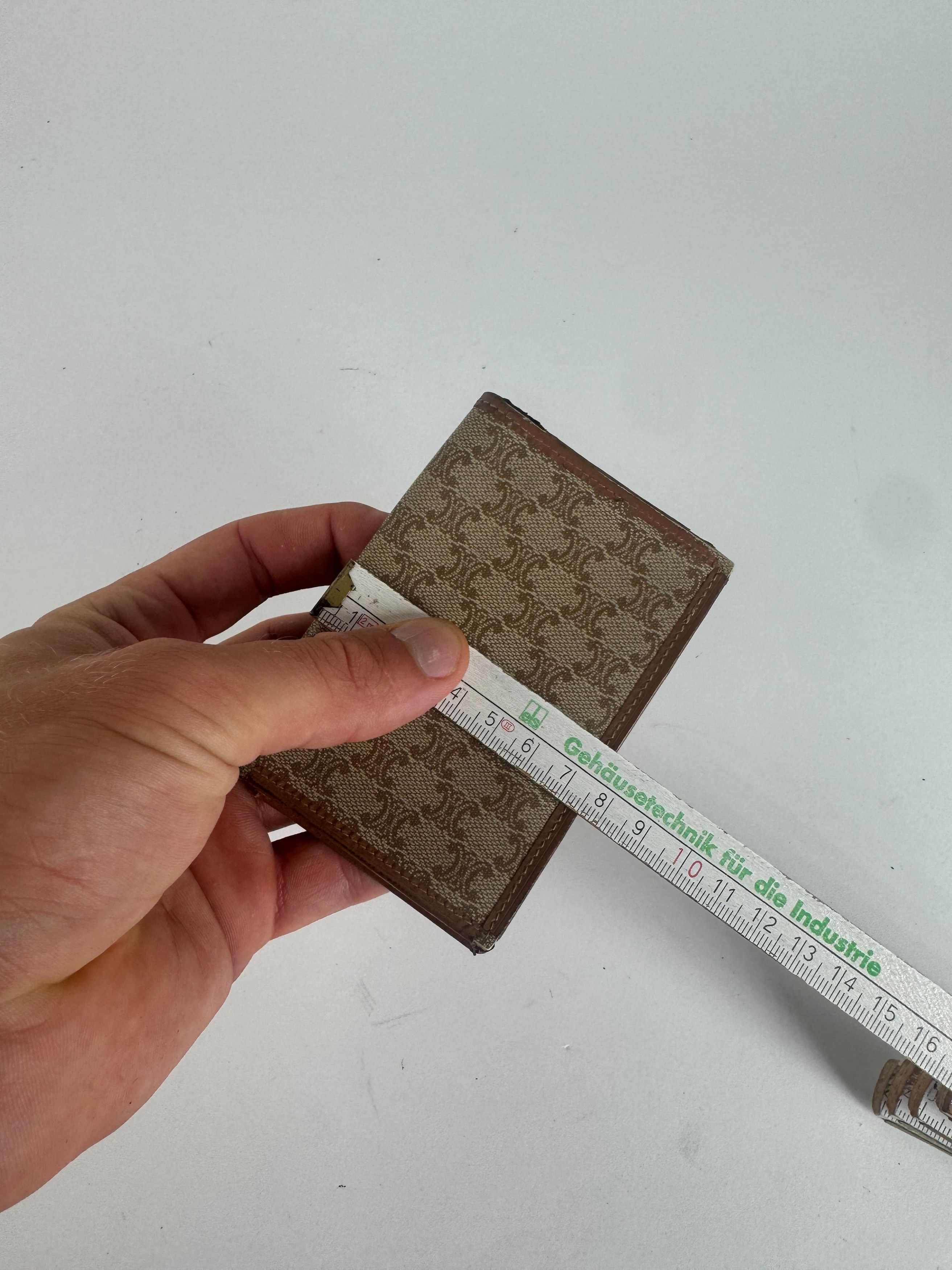 Celine Vintage Paris Leather Card Holder beige Brown Size ONE SIZE - 10 Thumbnail