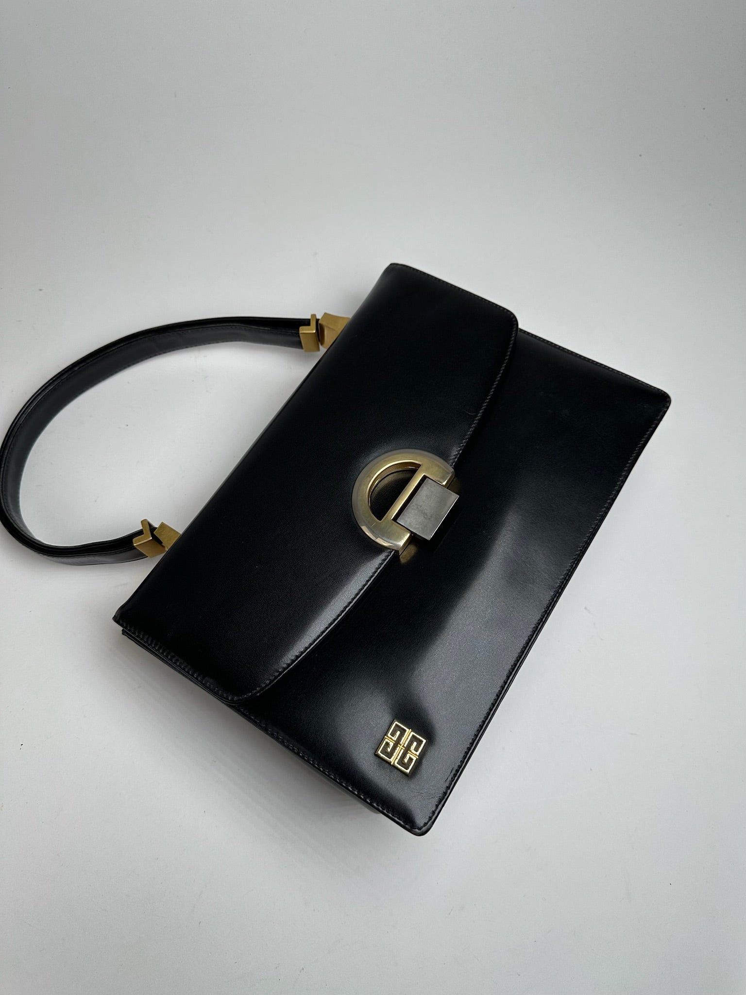 Givenchy Vintage 2Way Leather Bag black Size ONE SIZE - 9 Thumbnail