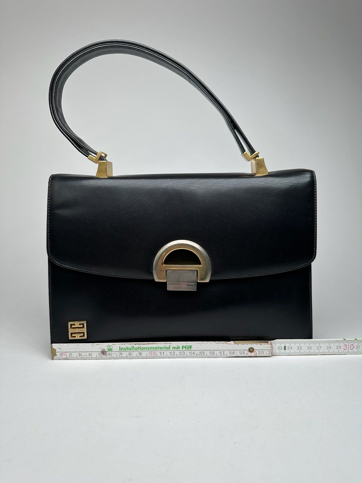 Givenchy Vintage 2Way Leather Bag black Size ONE SIZE - 14 Thumbnail
