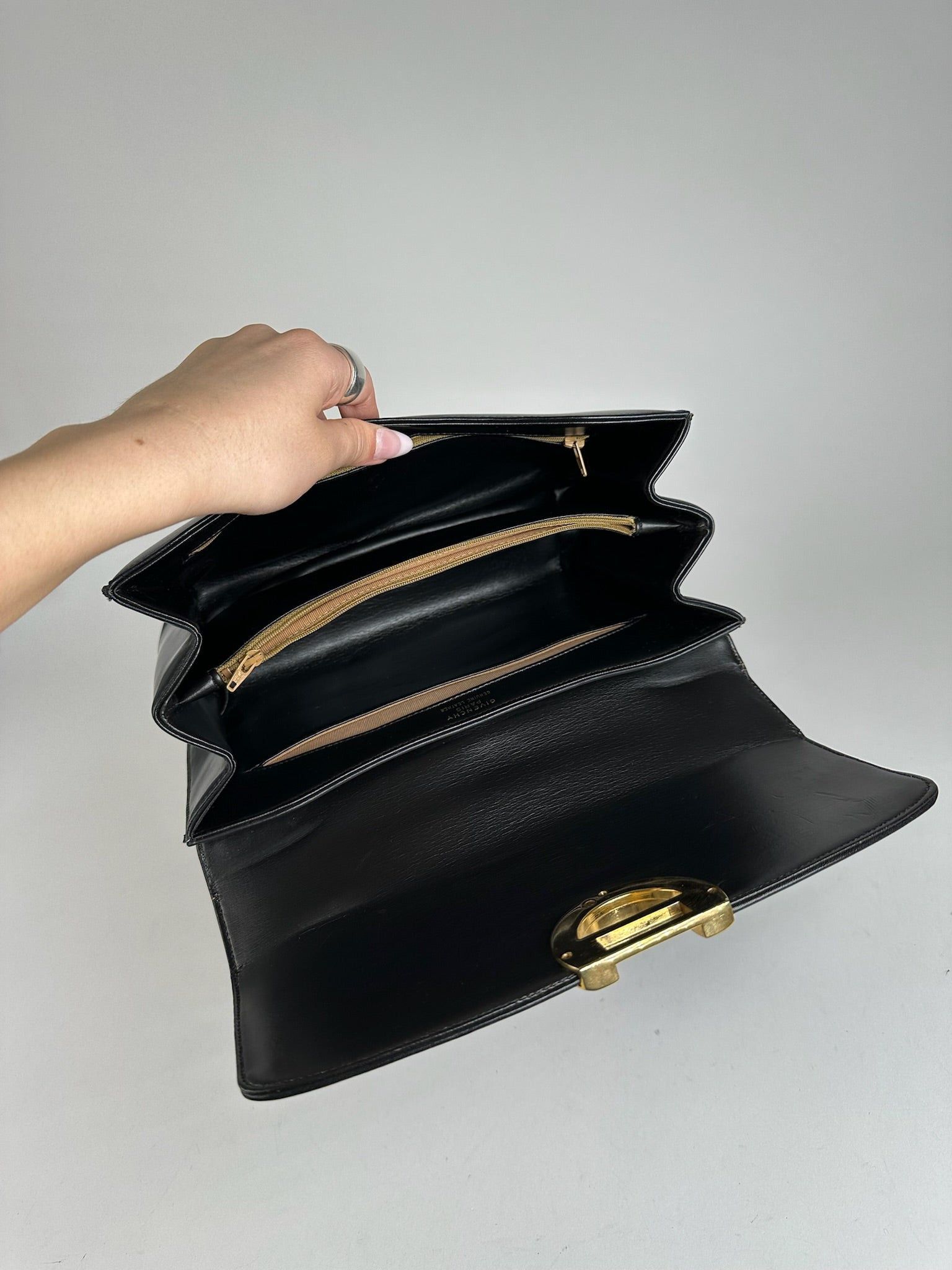 Givenchy Vintage 2Way Leather Bag black Size ONE SIZE - 5 Thumbnail