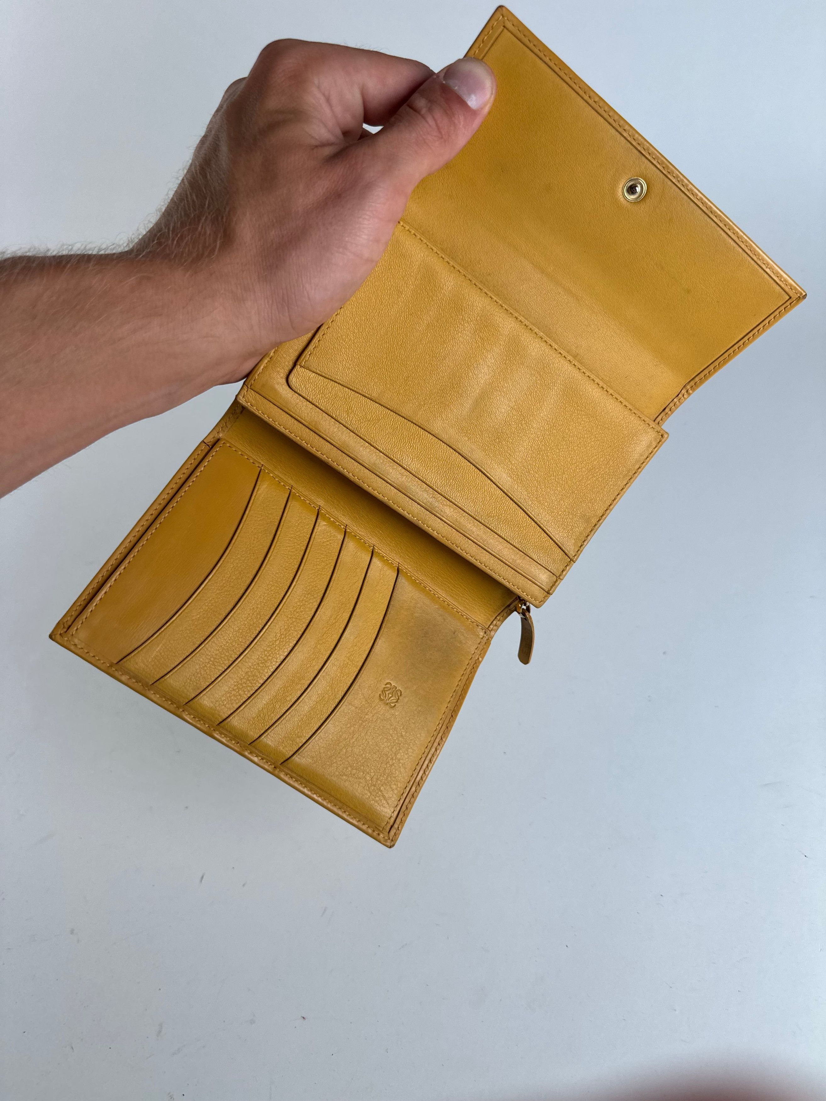 Loewe Vintage Madrid Leather Wallet Yellow Size ONE SIZE - 4 Thumbnail