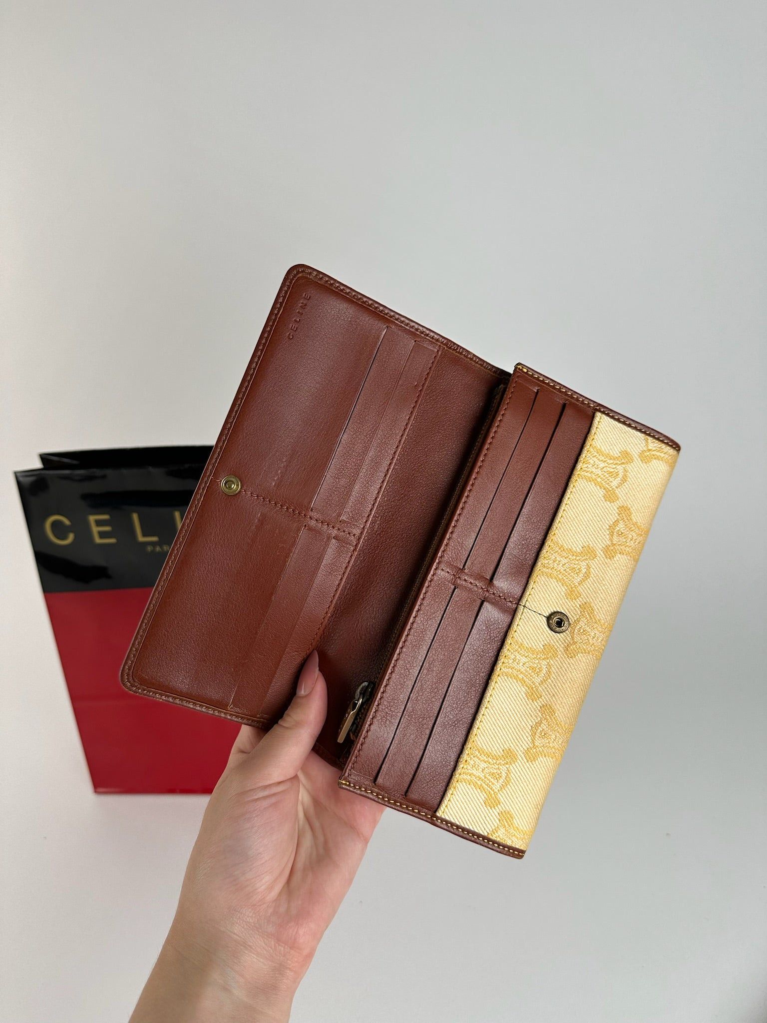 Celine Vintage Paris Monogram Wallet cream brown Size ONE SIZE - 10 Thumbnail