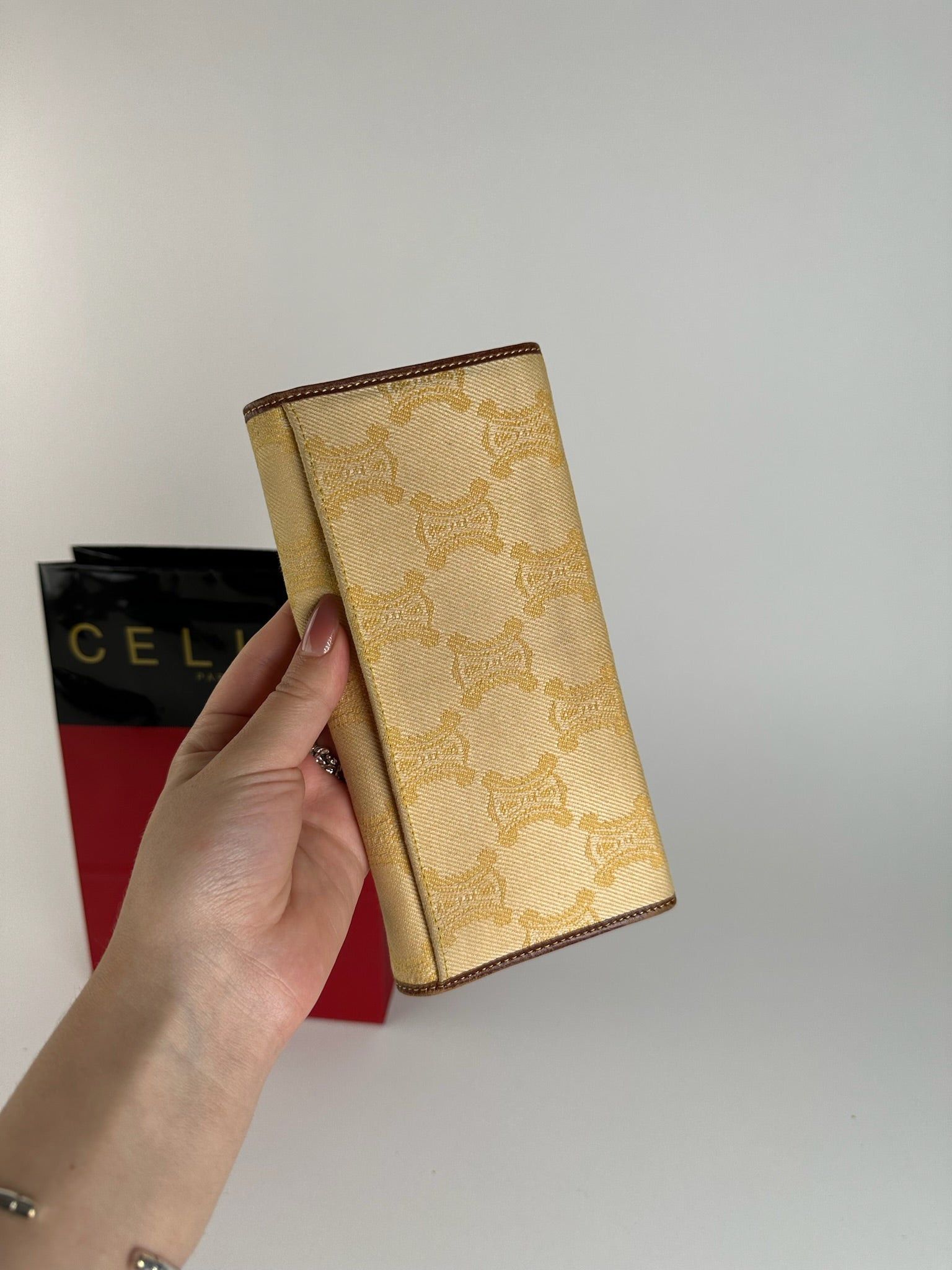 Celine Vintage Paris Monogram Wallet cream brown Size ONE SIZE - 13 Thumbnail